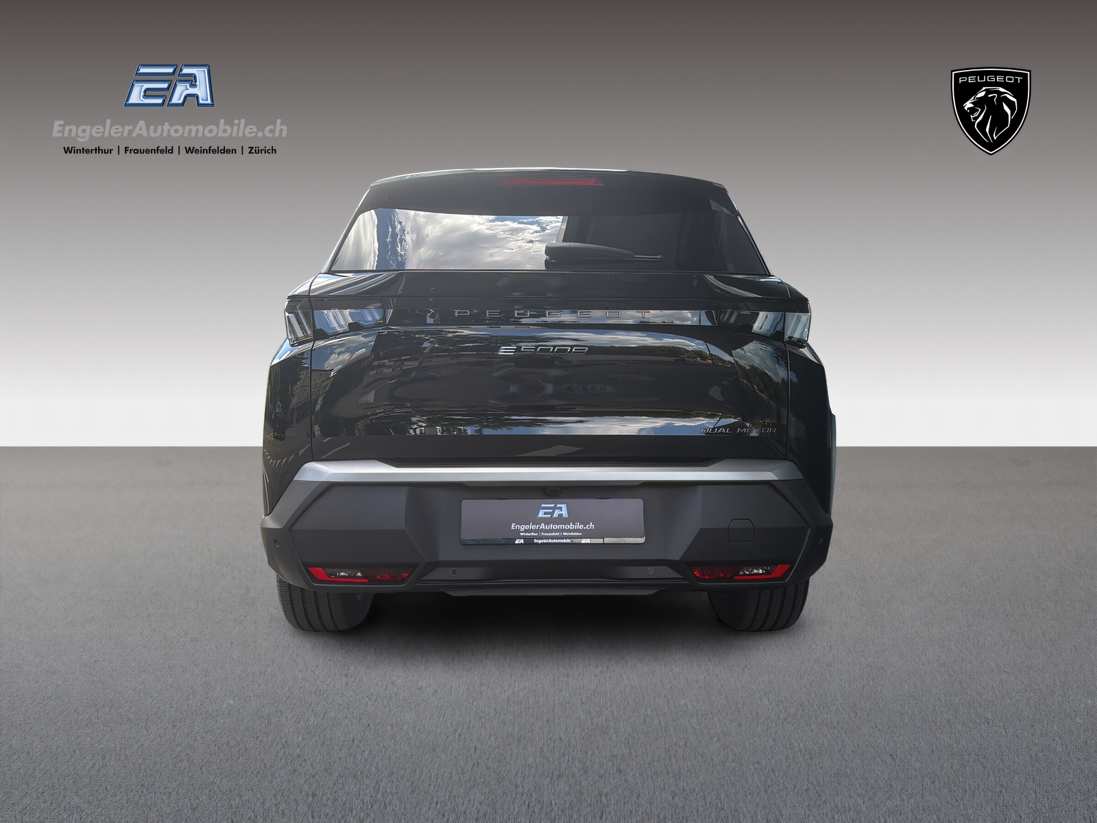 PEUGEOT 5008 e-Allure Premium AWD-image-4