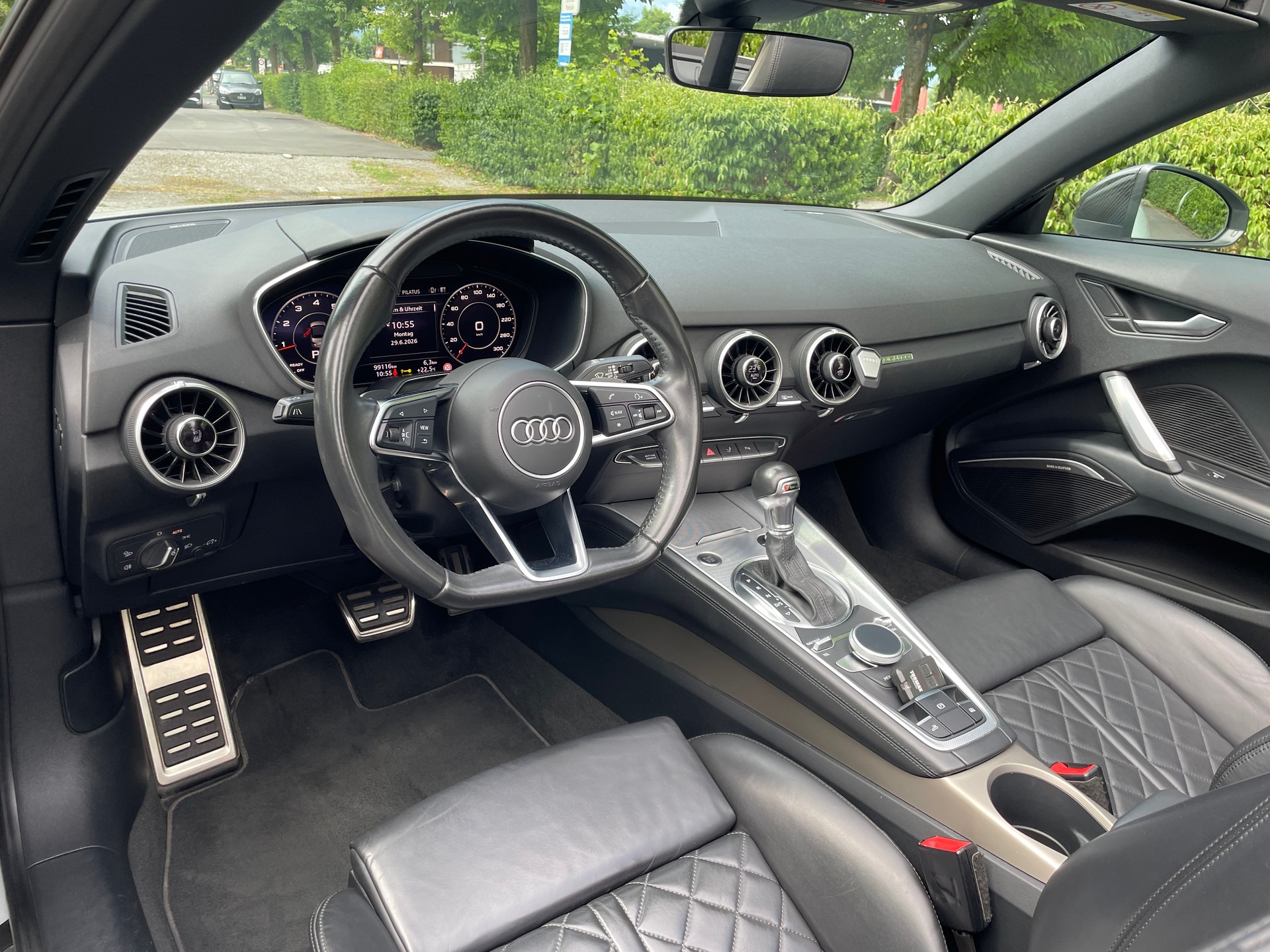 AUDI 2.0 TFSI quattro S-Tronic-image-4