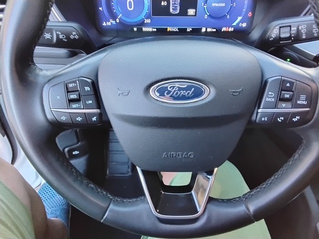 FORD Kuga 2.0 TDCi EcoBlue Cool & Connect 4WD-image-8