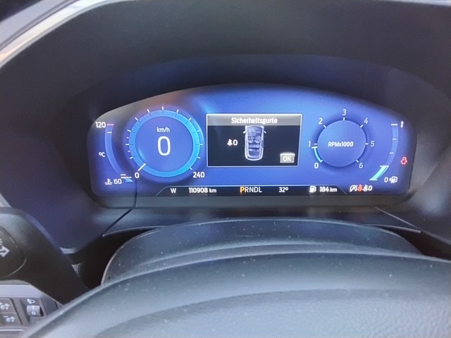 FORD Kuga 2.0 TDCi EcoBlue Cool & Connect 4WD-image-5
