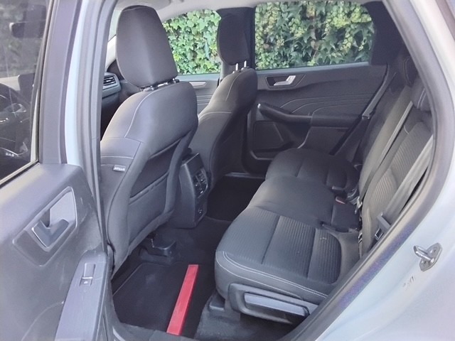FORD Kuga 2.0 TDCi EcoBlue Cool & Connect 4WD-image-4