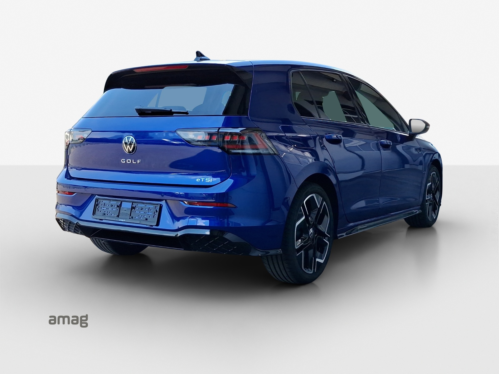 VW Golf 1.5 e TSI mHEV R-Line DSG-image-4