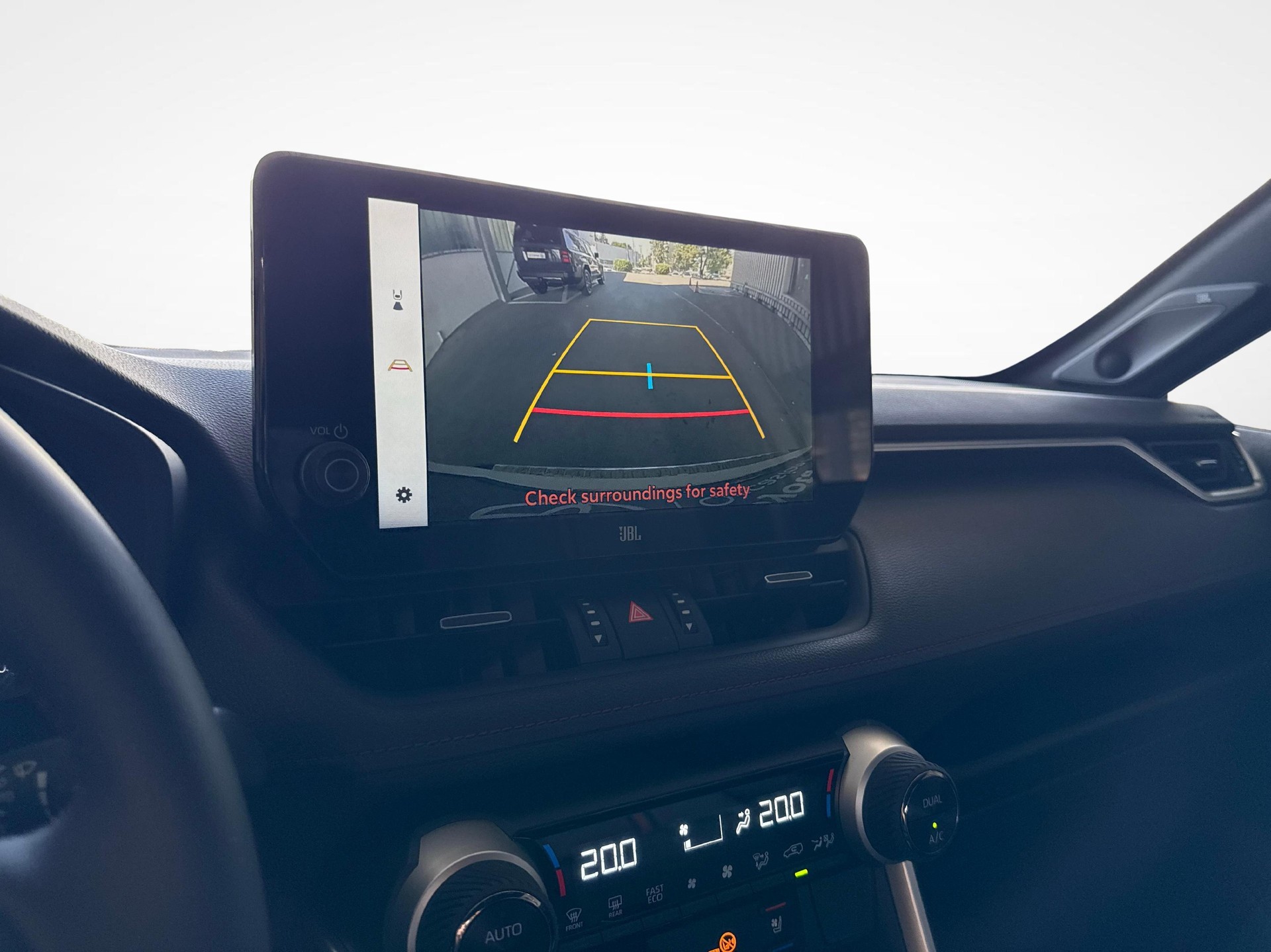 TOYOTA RAV4 2.5 Plug-In-Hybrid Platinum AWD-image-12