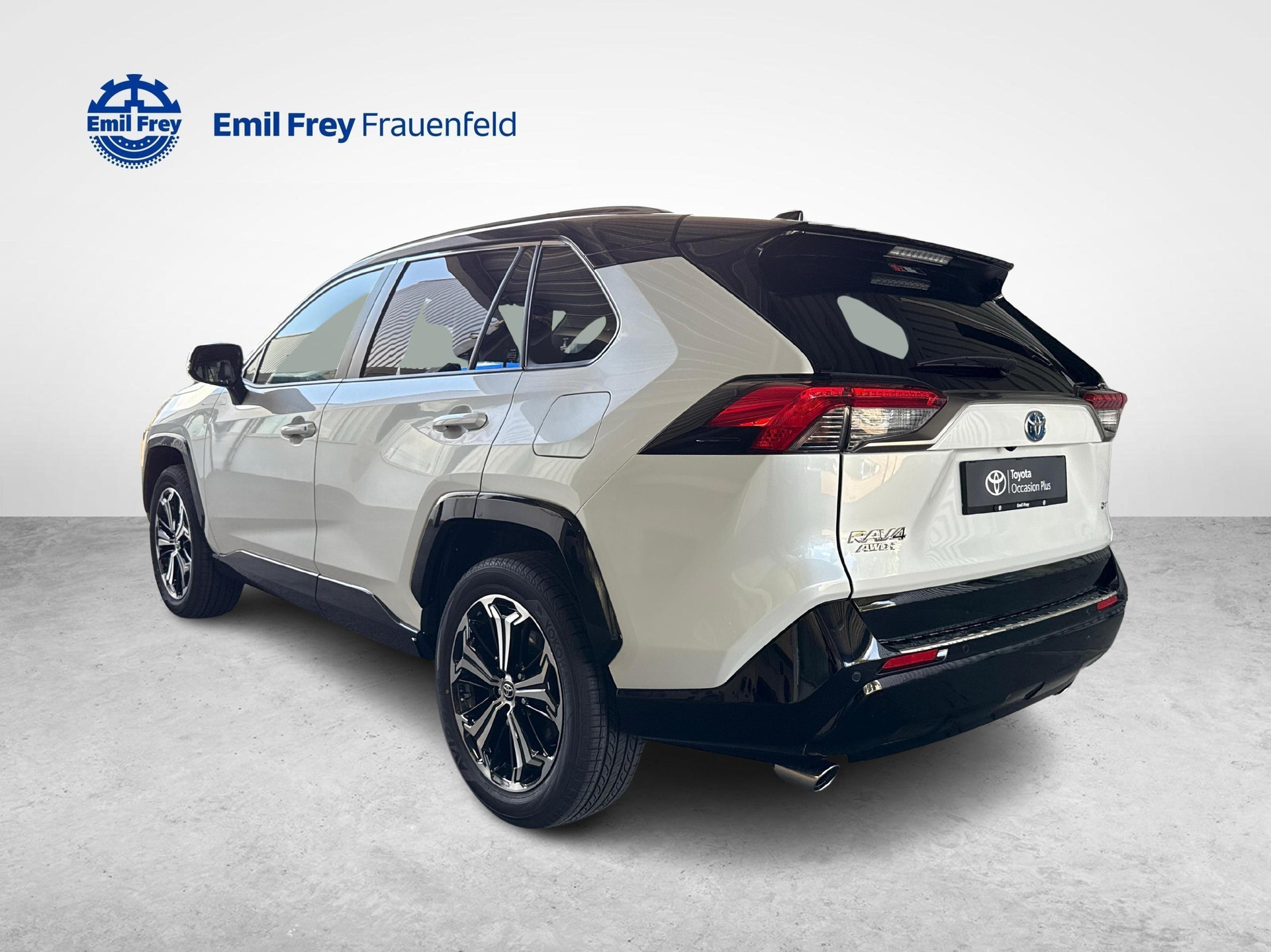 TOYOTA RAV4 2.5 Plug-In-Hybrid Platinum AWD-image-2