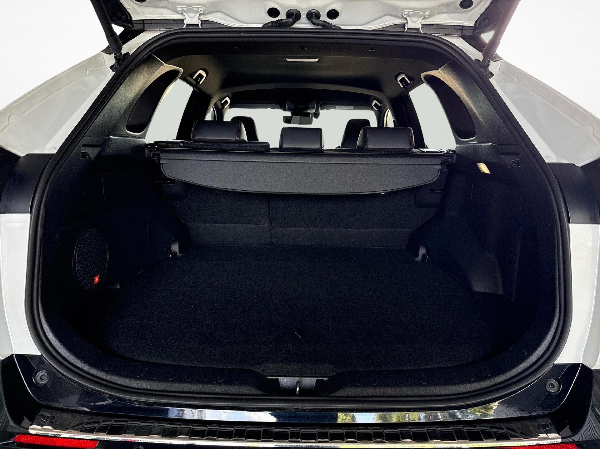 TOYOTA RAV4 2.5 Plug-In-Hybrid Platinum AWD-image-11