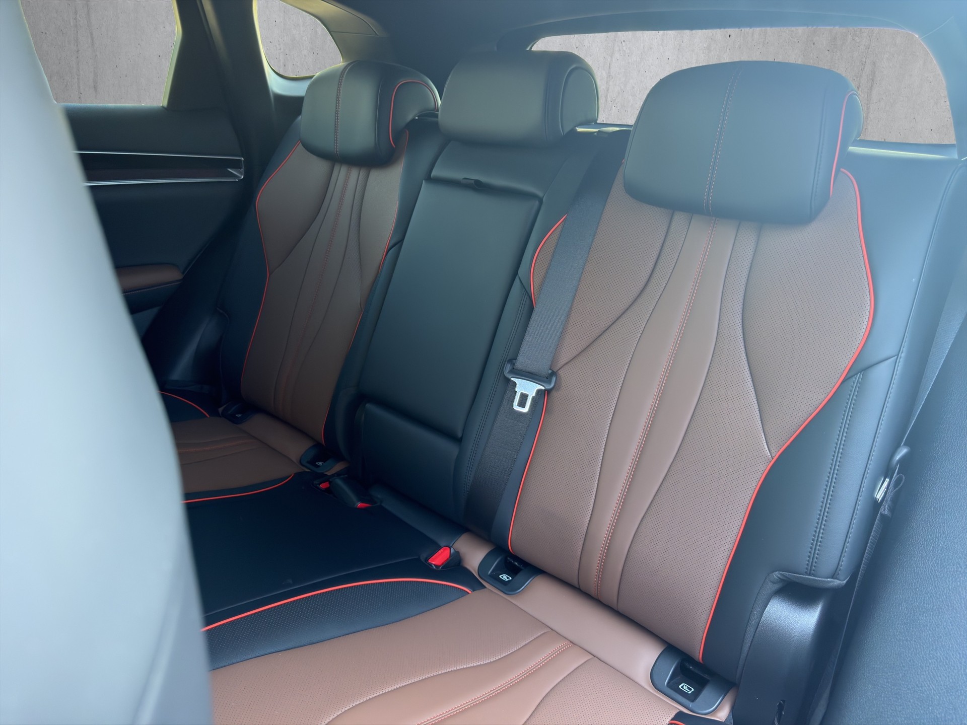 BYD Seal U DM-i Design AWD-image-12