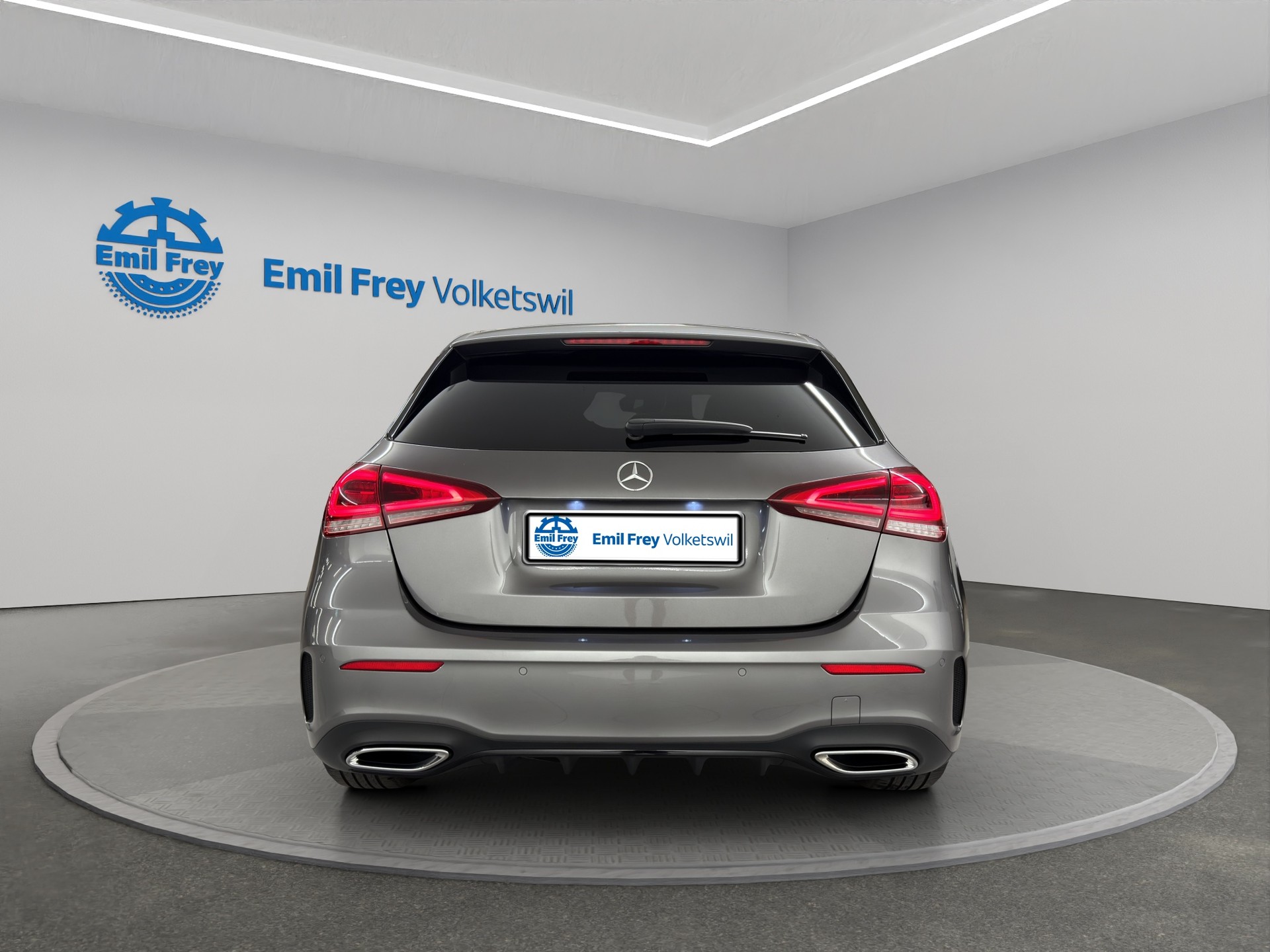 MERCEDES-BENZ A 180 Night Star AMG Line-image-5