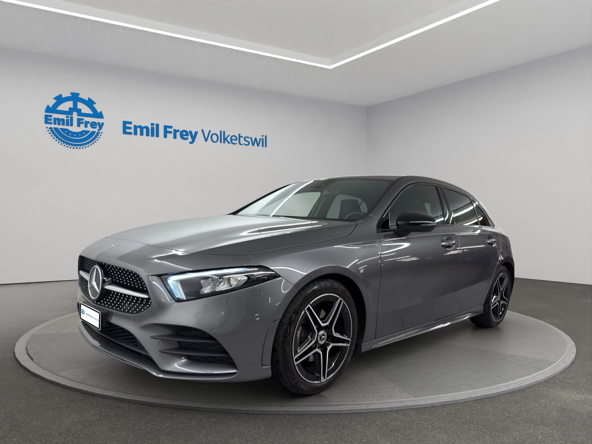 MERCEDES-BENZ A 180 Night Star AMG Line-image-0