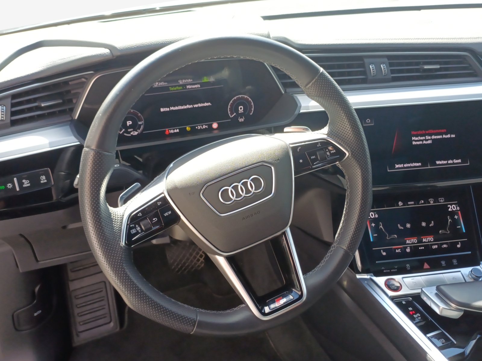 AUDI e-tron S quattro-image-10