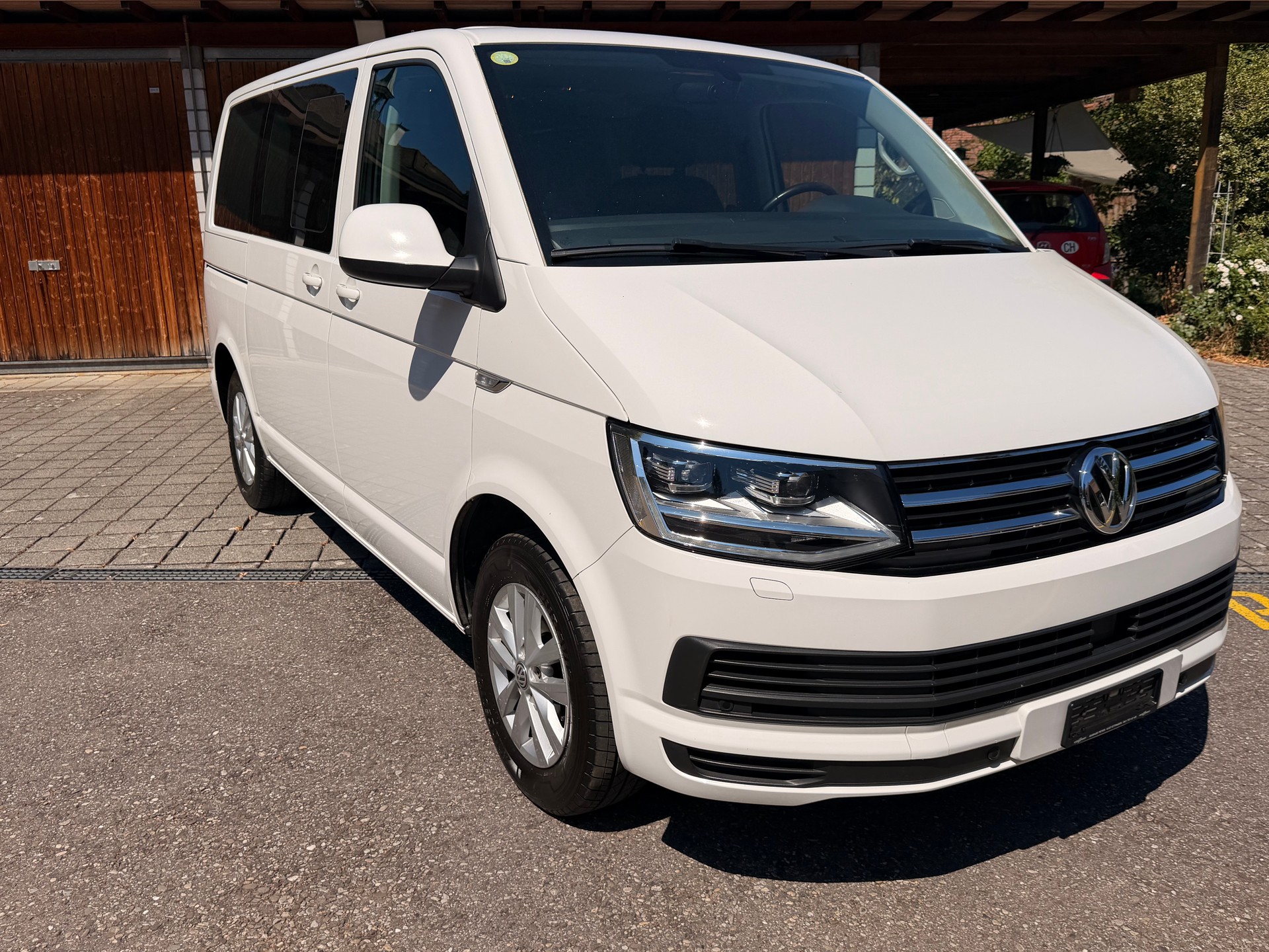 VW T6 Multivan 2.0 TDI Comfortline DSG-image-1