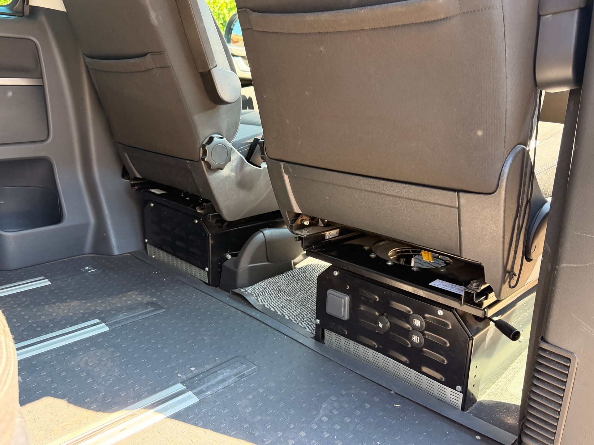 VW T6 Multivan 2.0 TDI Comfortline DSG-image-5