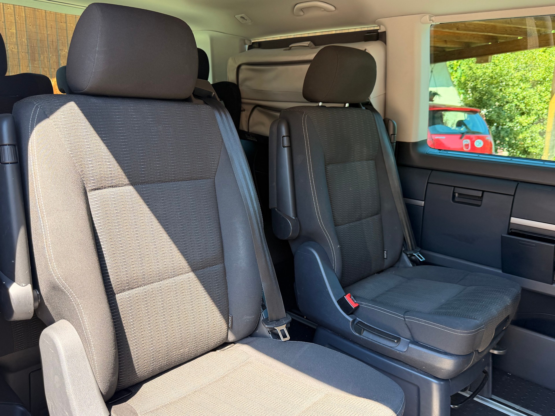 VW T6 Multivan 2.0 TDI Comfortline DSG-image-9