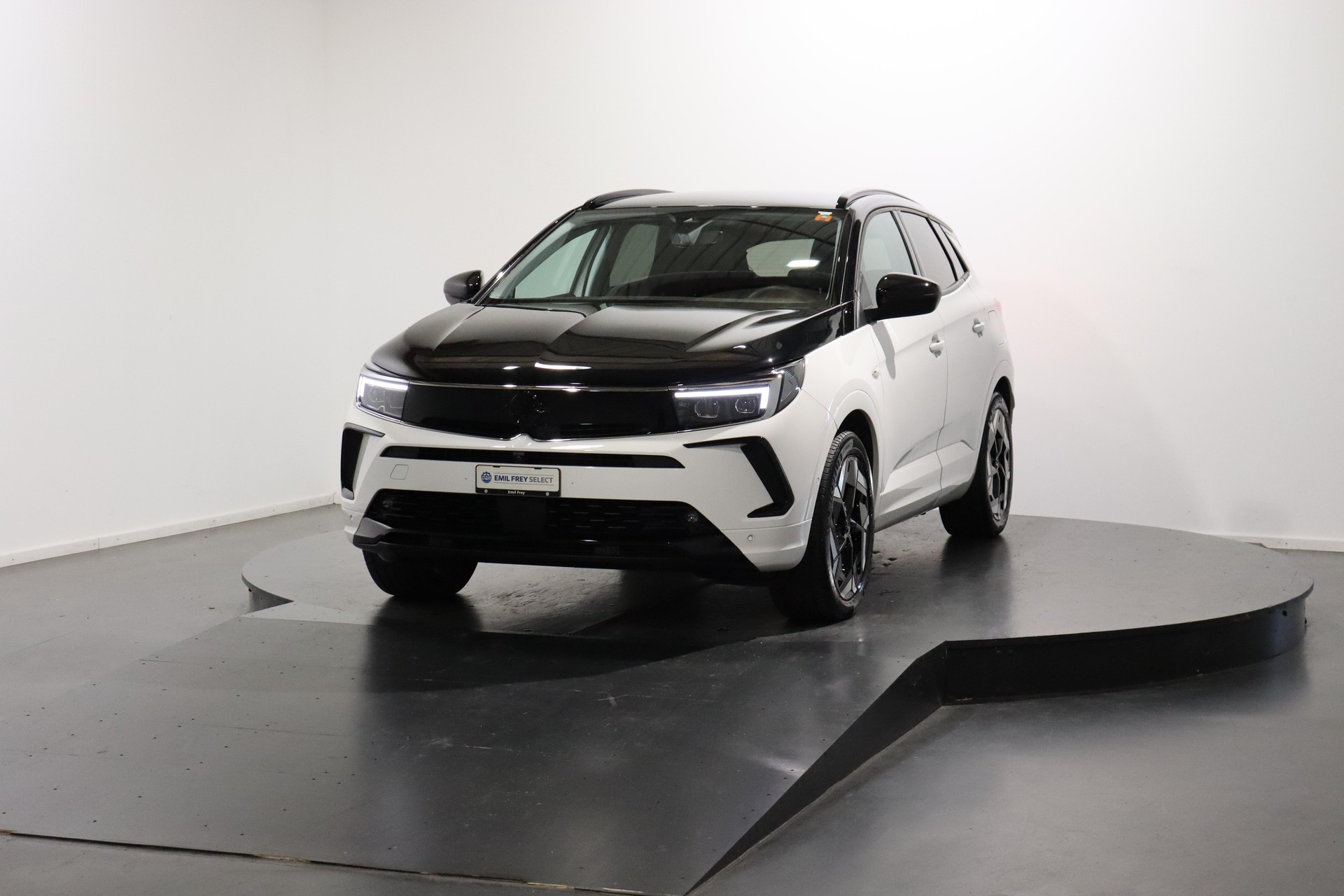 OPEL Grandland 1.6 T PHEV GSE-image-0