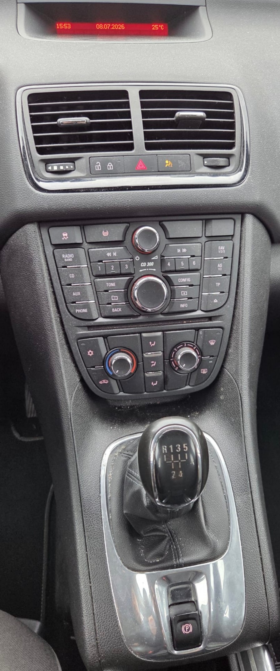 OPEL Meriva 1.4 Turbo Enjoy-image-7