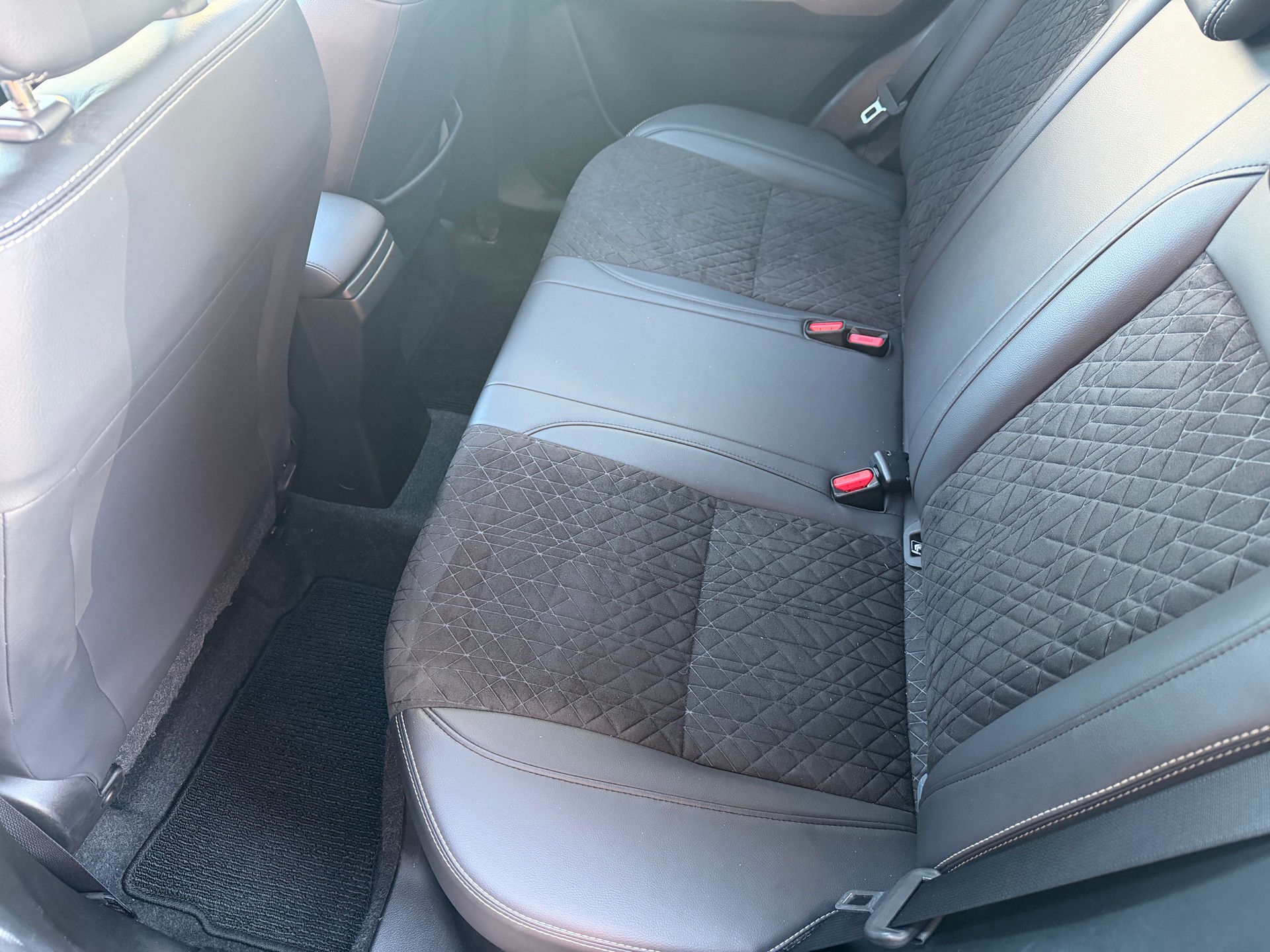 SUZUKI Vitara 1.5 Hybrid Edition 35 4x4 AGS-image-13