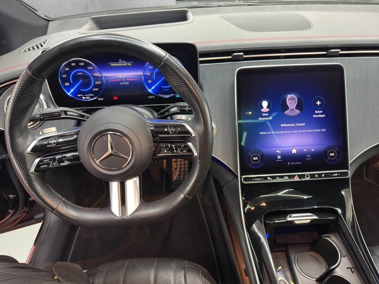 MERCEDES-BENZ EQE 500 4 Matic-image-8