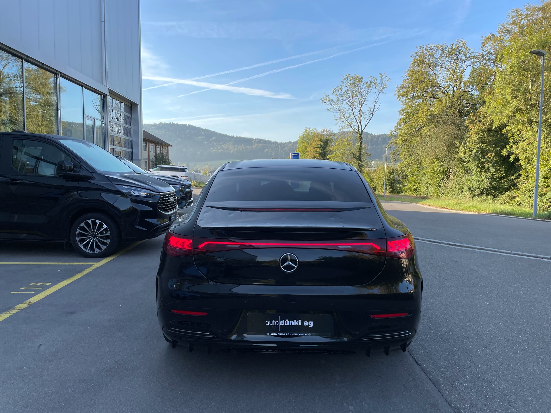 MERCEDES-BENZ EQE 500 4 Matic-image-7