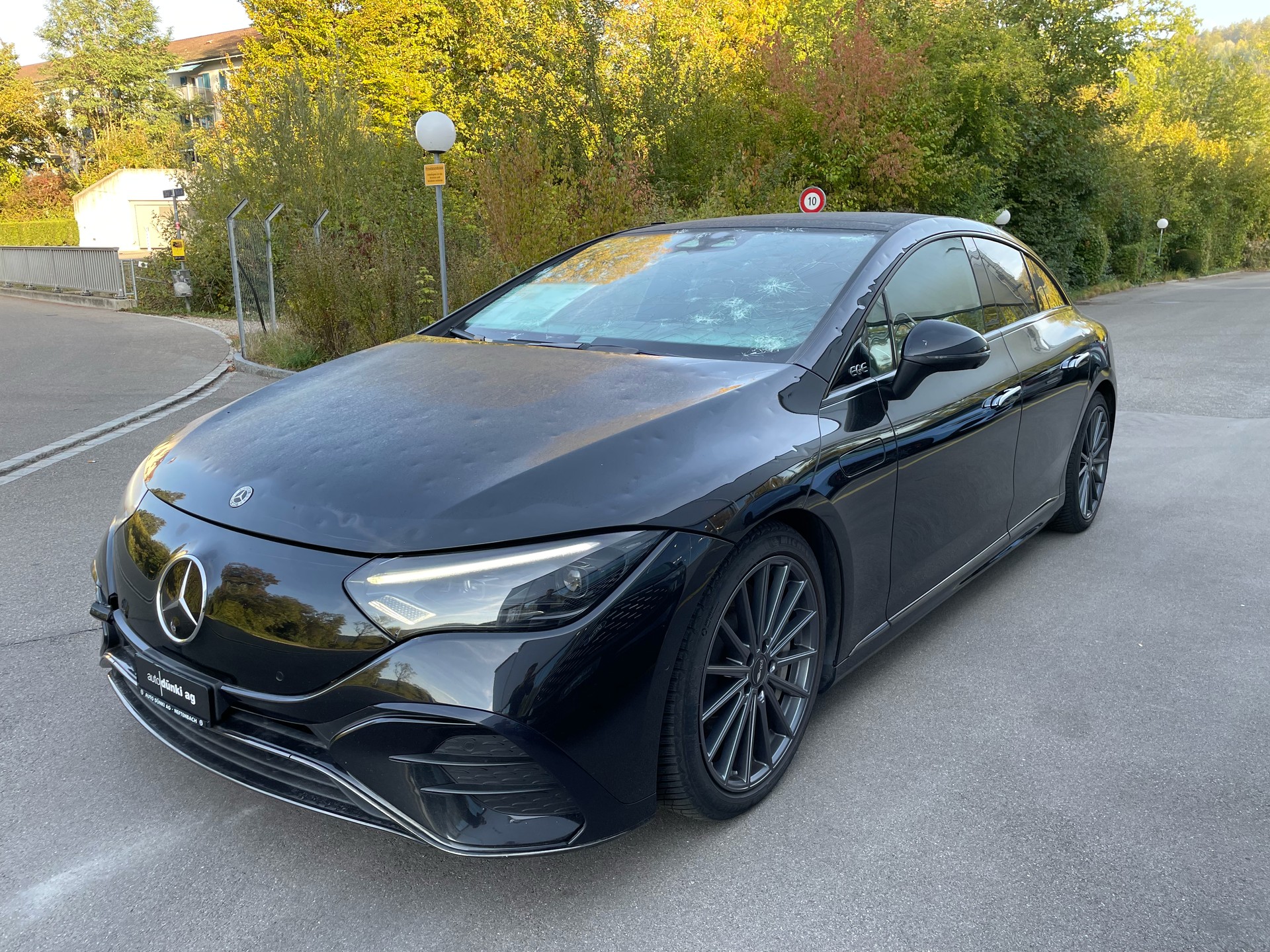 MERCEDES-BENZ EQE 500 4 Matic-image-0