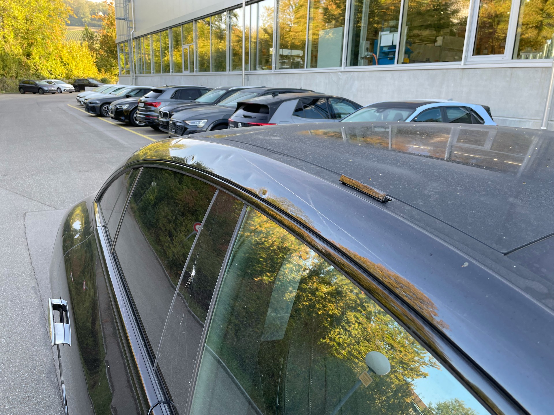 MERCEDES-BENZ EQE 500 4 Matic-image-17