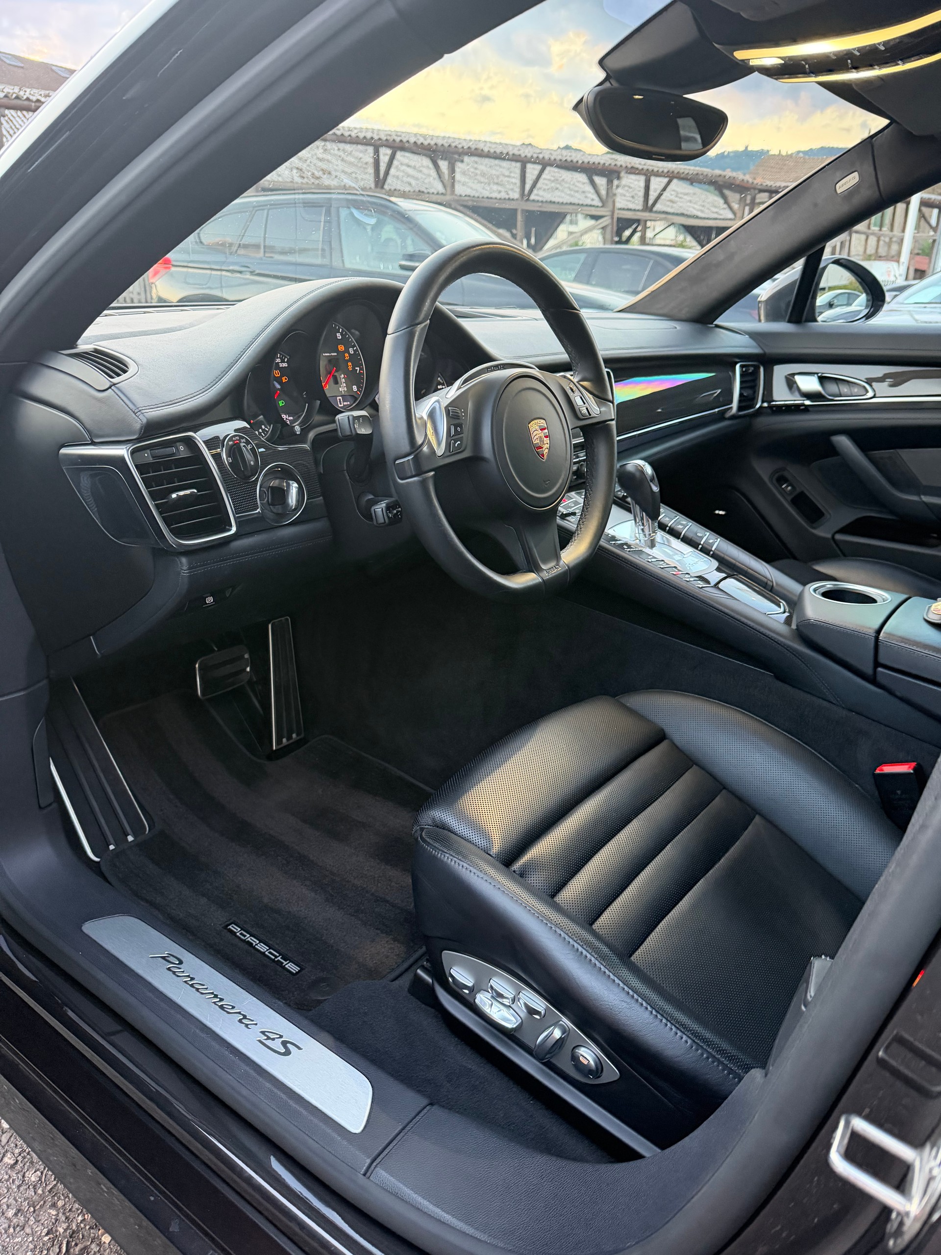 PORSCHE Panamera 4S 3.0 PDK Facelift-image-4