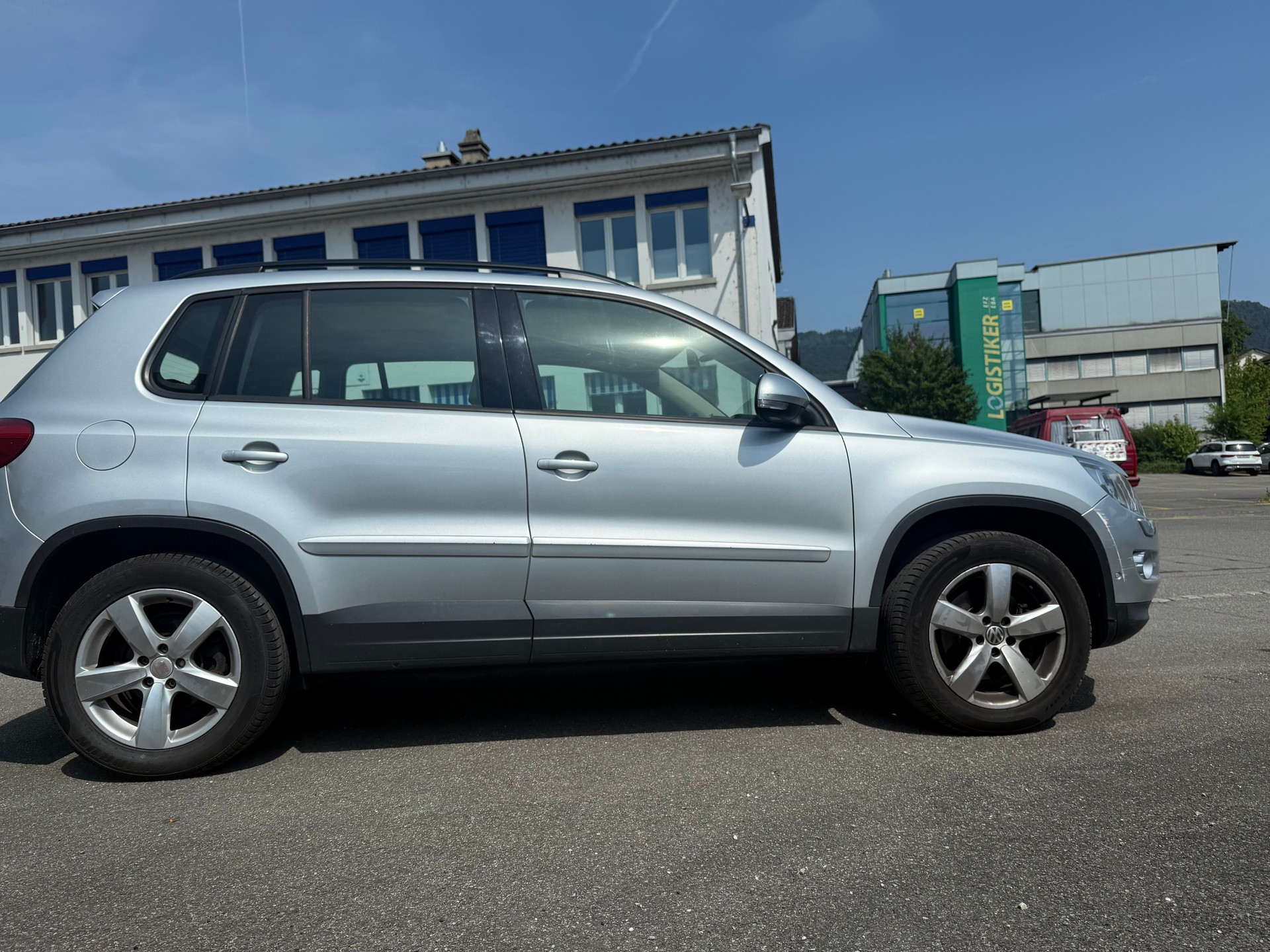 VW Tiguan 2.0 TSI Track&Field-image-8