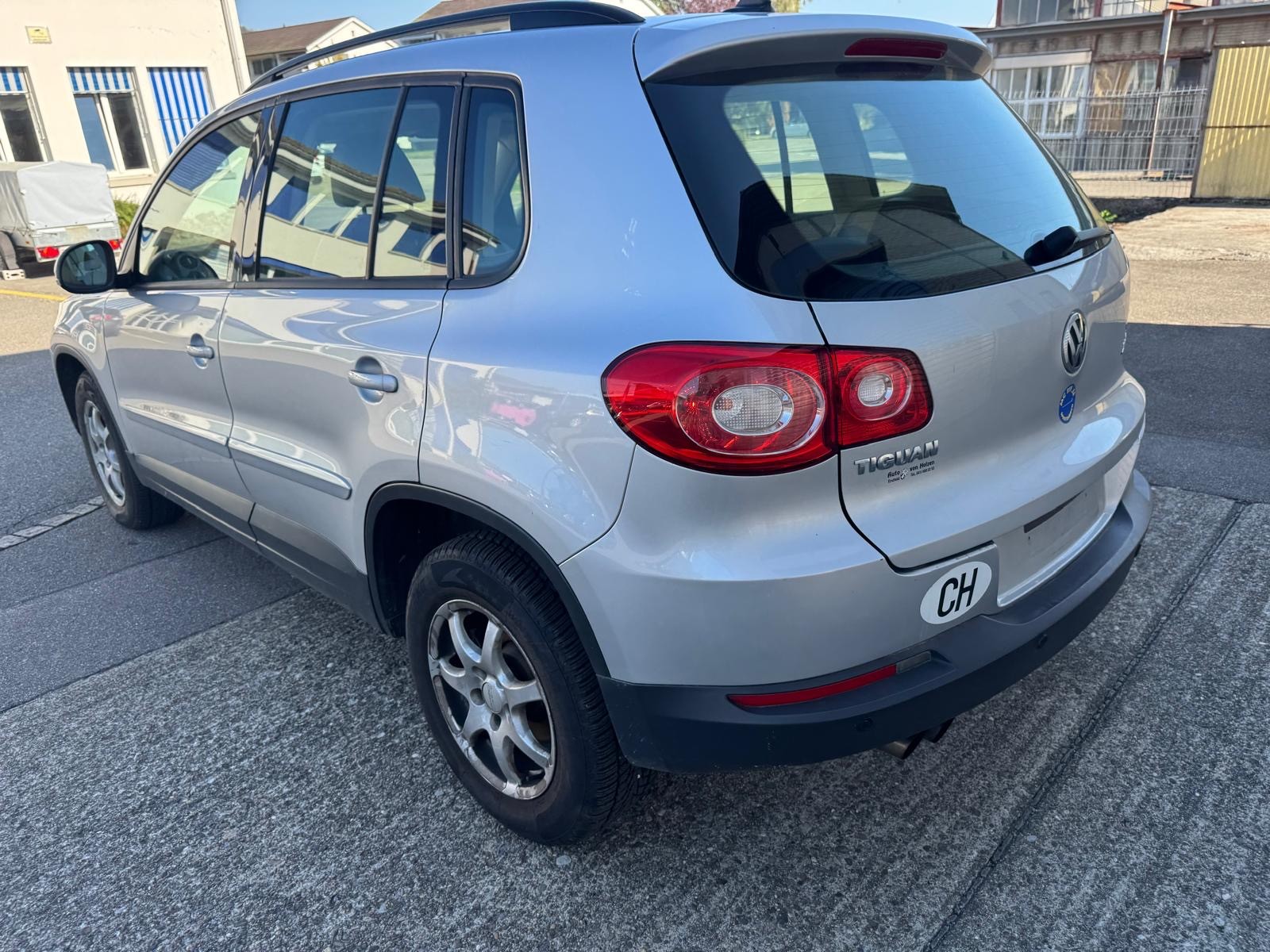 VW Tiguan 2.0 TSI Track&Field-image-4