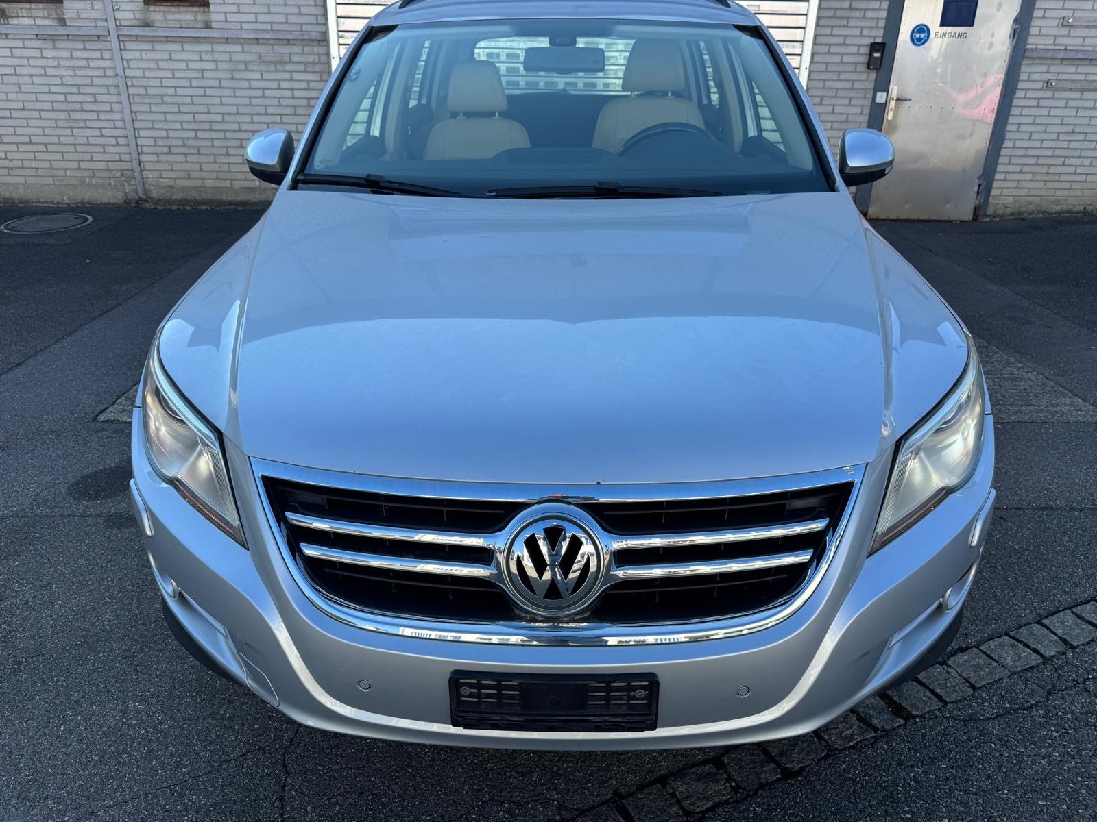 VW Tiguan 2.0 TSI Track&Field-image-1