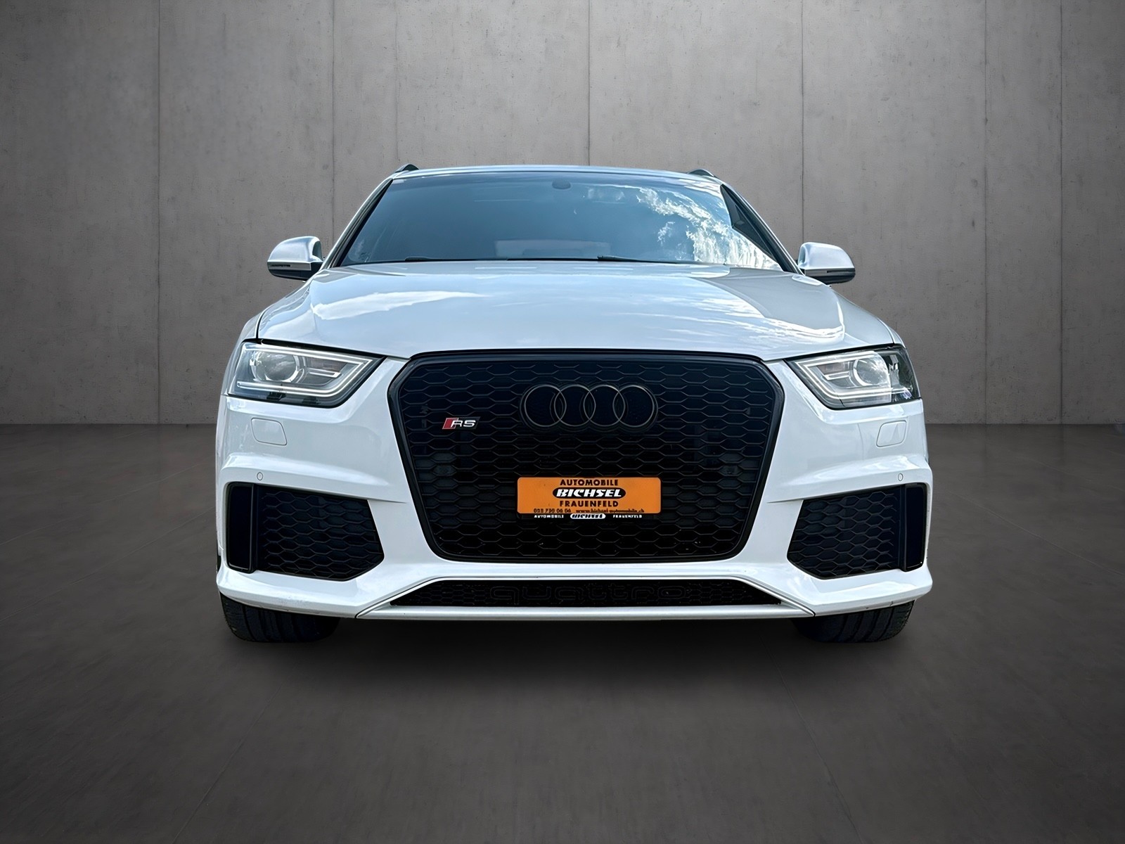 AUDI RS Q3 2.5 TFSI quattro S-tronic-image-4