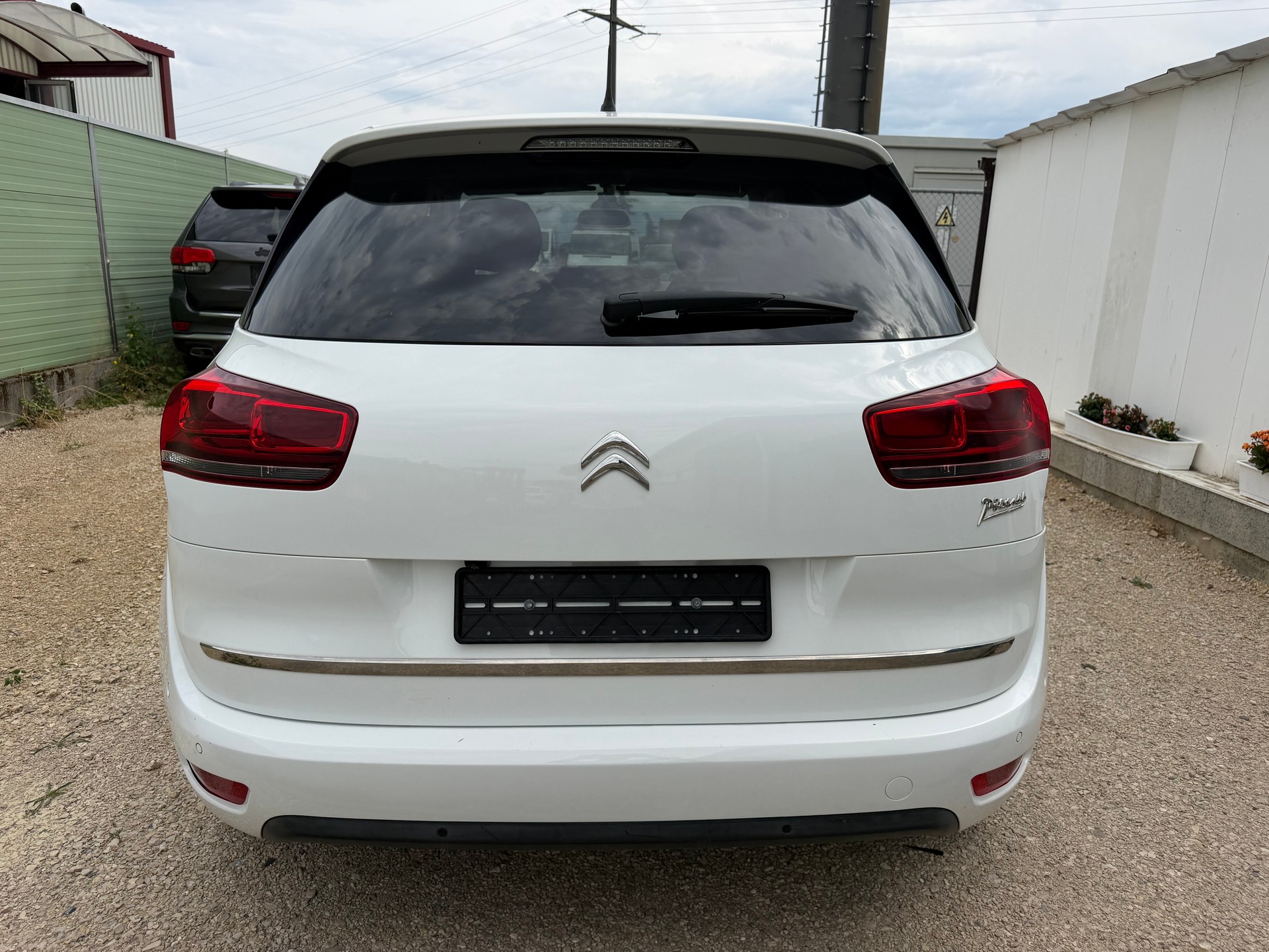 CITROEN C4 Picasso 1.6i 16V THP Exclusive-image-2