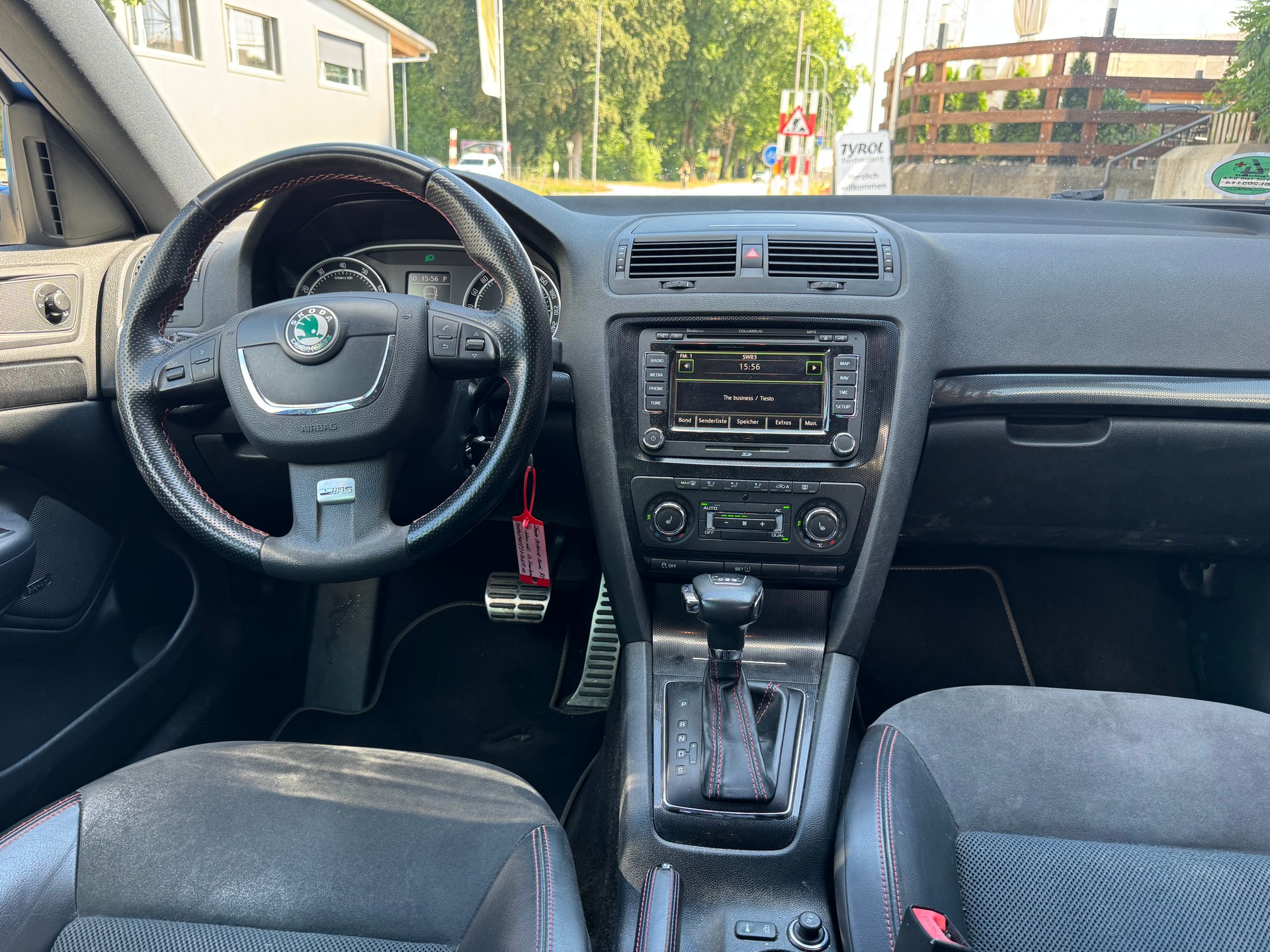 SKODA Octavia Combi 2.0 TSI RS DSG-image-7