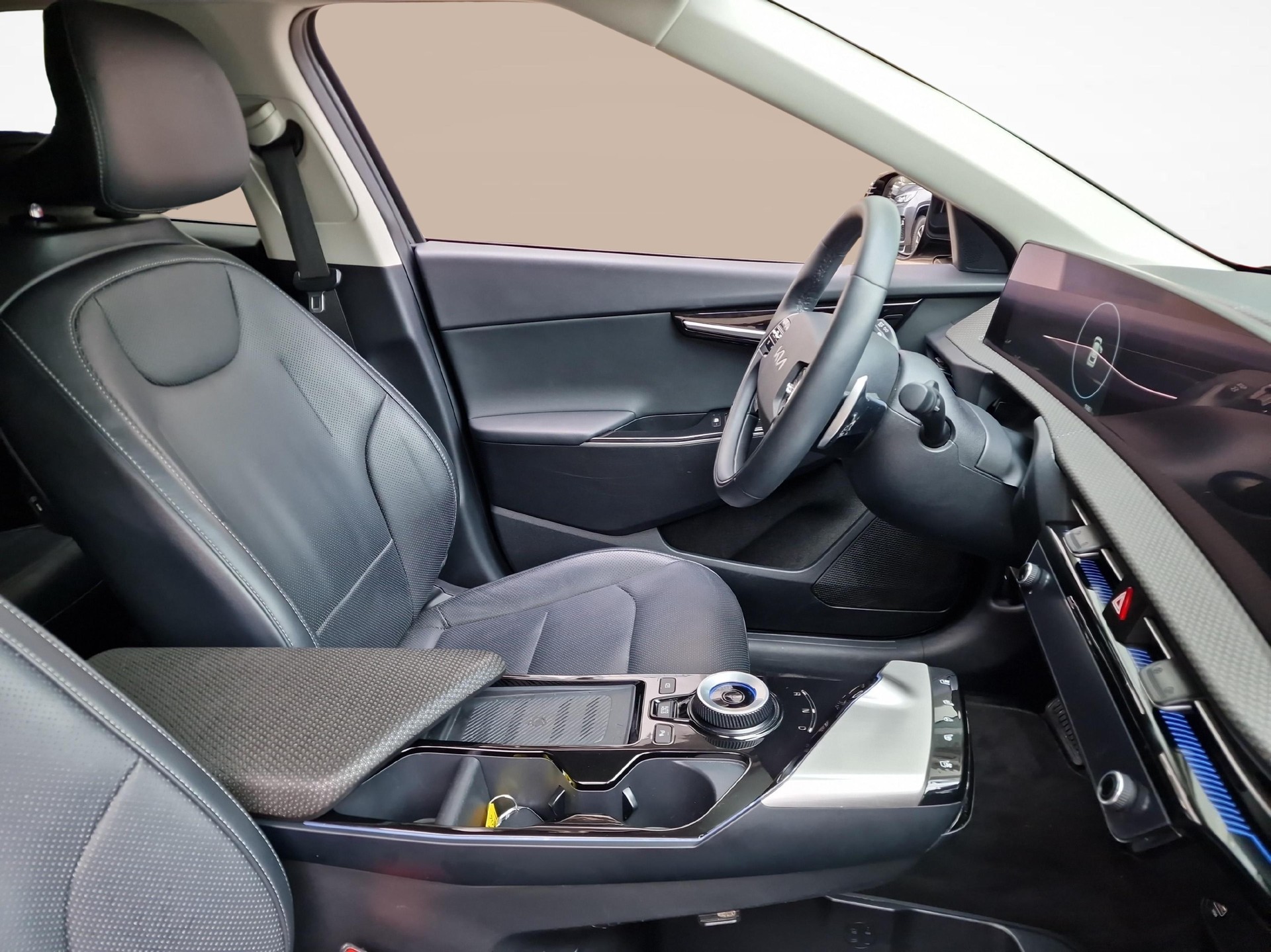 KIA EV6 77 kWh-image-9