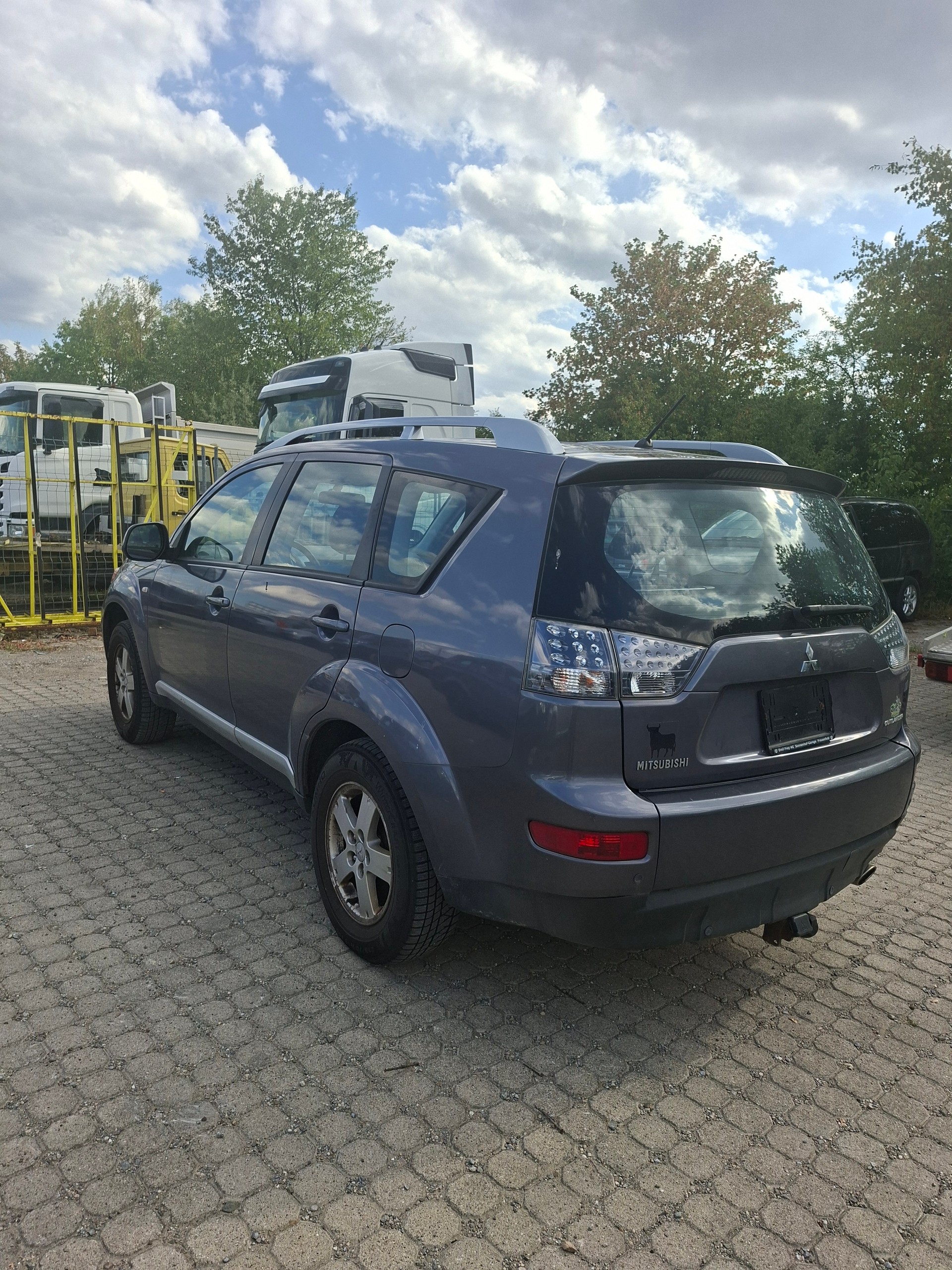 MITSUBISHI Outlander 2.4 Invite 4WD-image-1