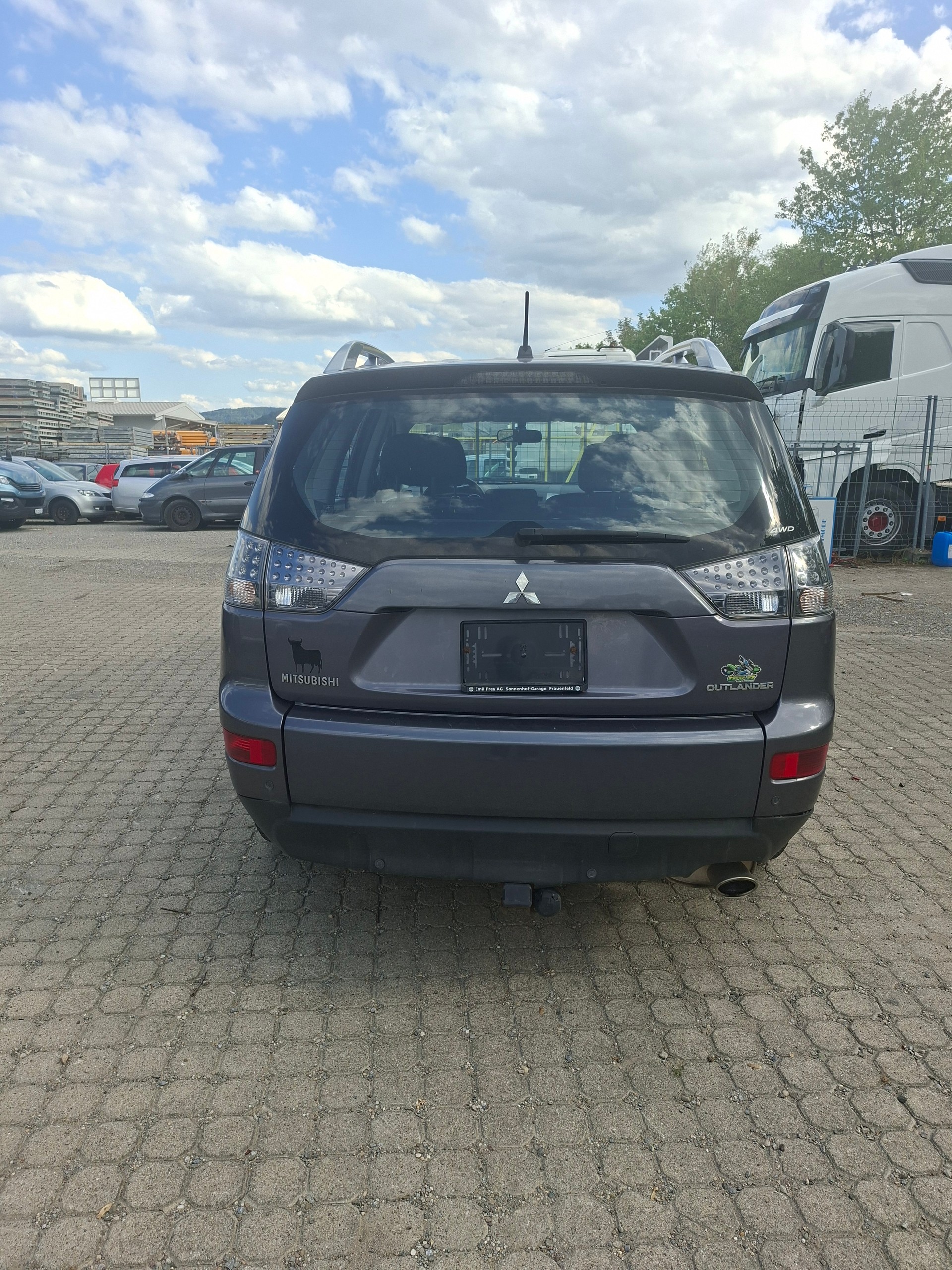 MITSUBISHI Outlander 2.4 Invite 4WD-image-2