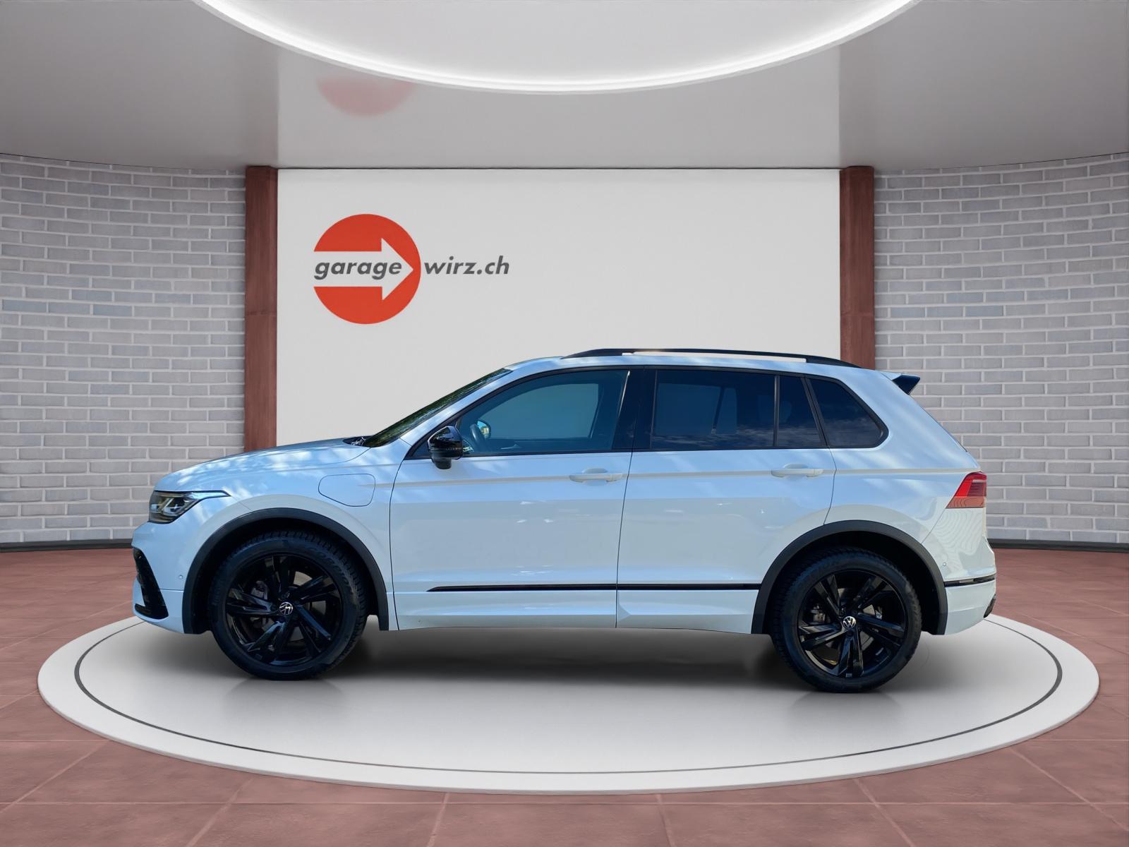 VW Tiguan 1.4 TSI PHEV R-Line DSG 2WD / inkl. Winter- und Sommerreifen / frisch ab MFK-showroom-element-1