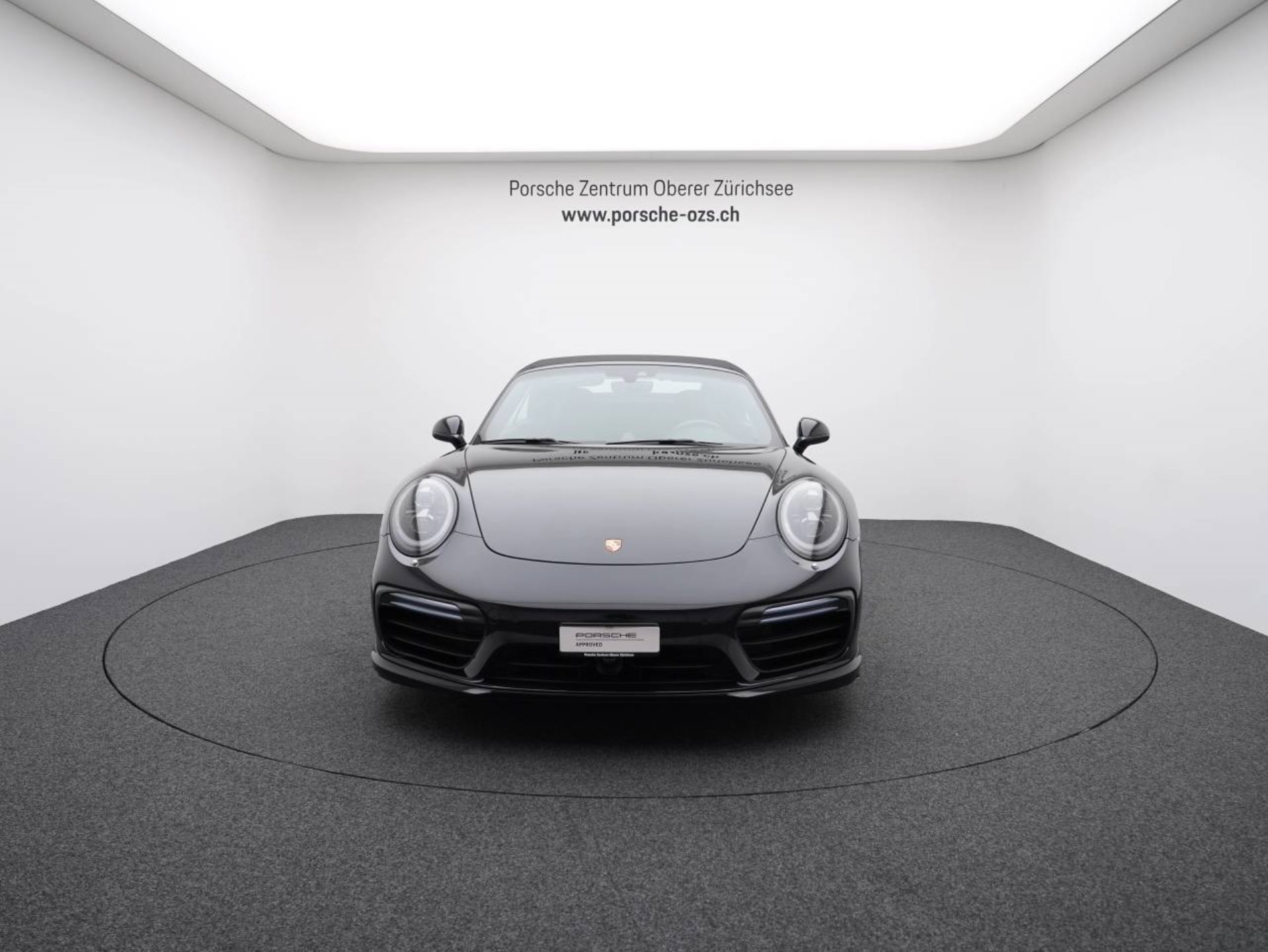 PORSCHE 911 Turbo Cabriolet-image-9