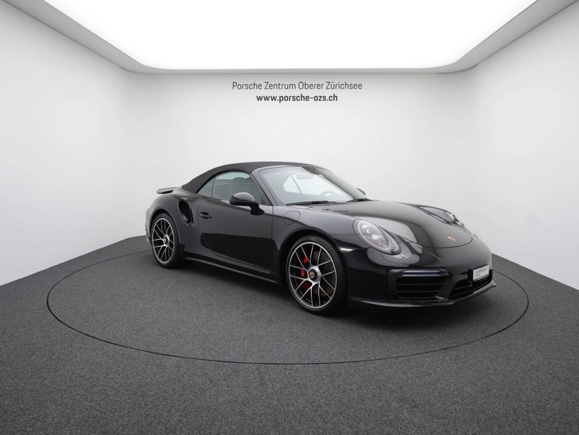 PORSCHE 911 Turbo Cabriolet-image-8