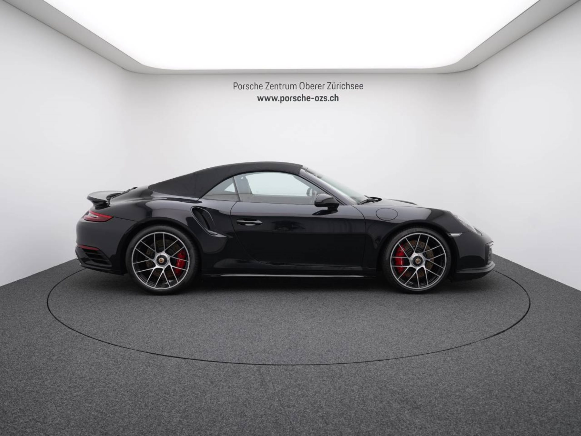 PORSCHE 911 Turbo Cabriolet-image-7