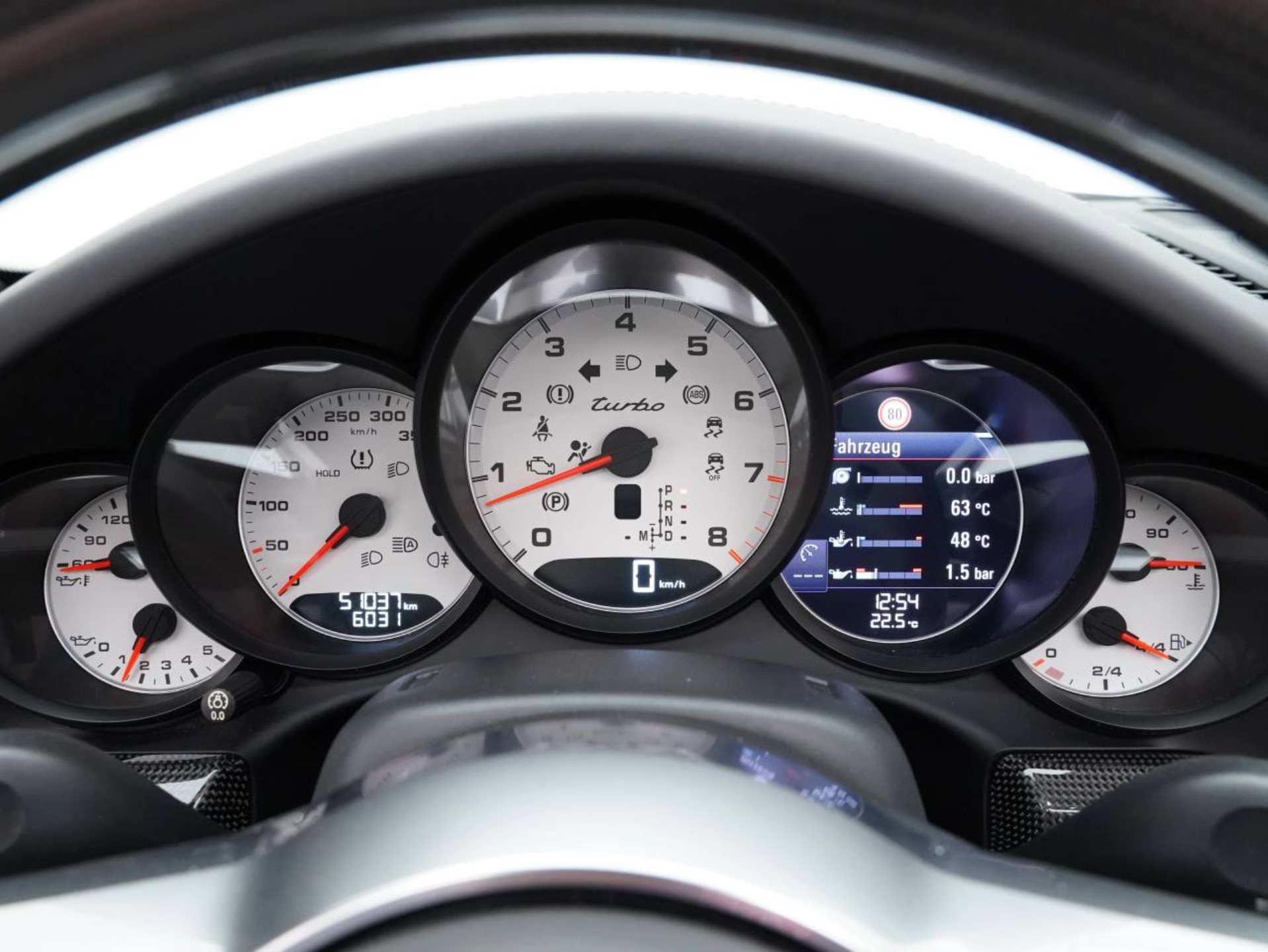 PORSCHE 911 Turbo Cabriolet-image-16