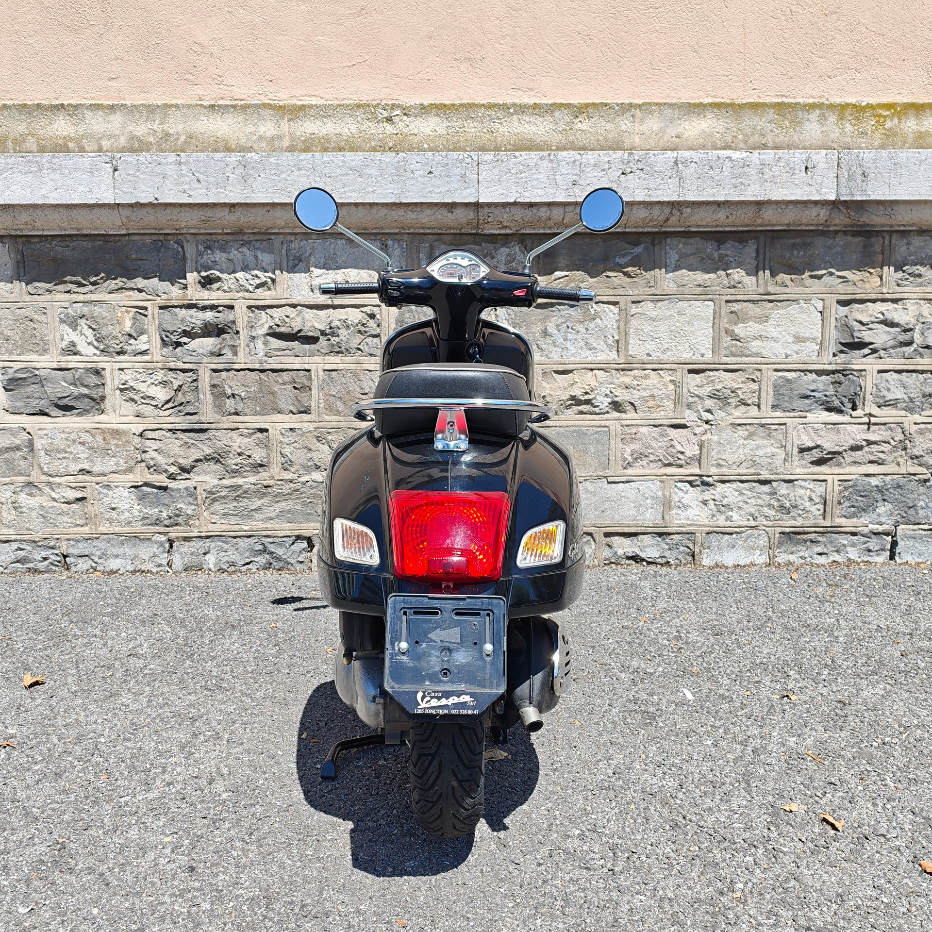 PIAGGIO Vespa GTS Super 300 i.e-showroom-element-2