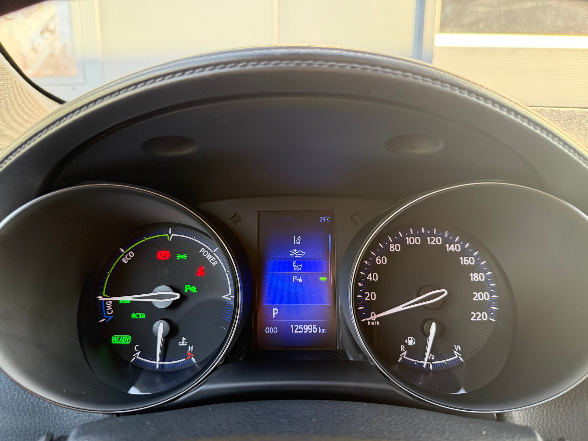 TOYOTA C-HR 1.8 HSD CVT Trend-image-13