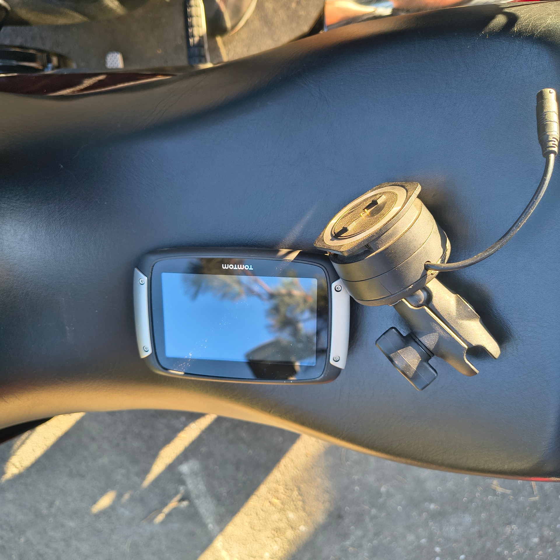 KAWASAKI ZZ-R 1100-image-3