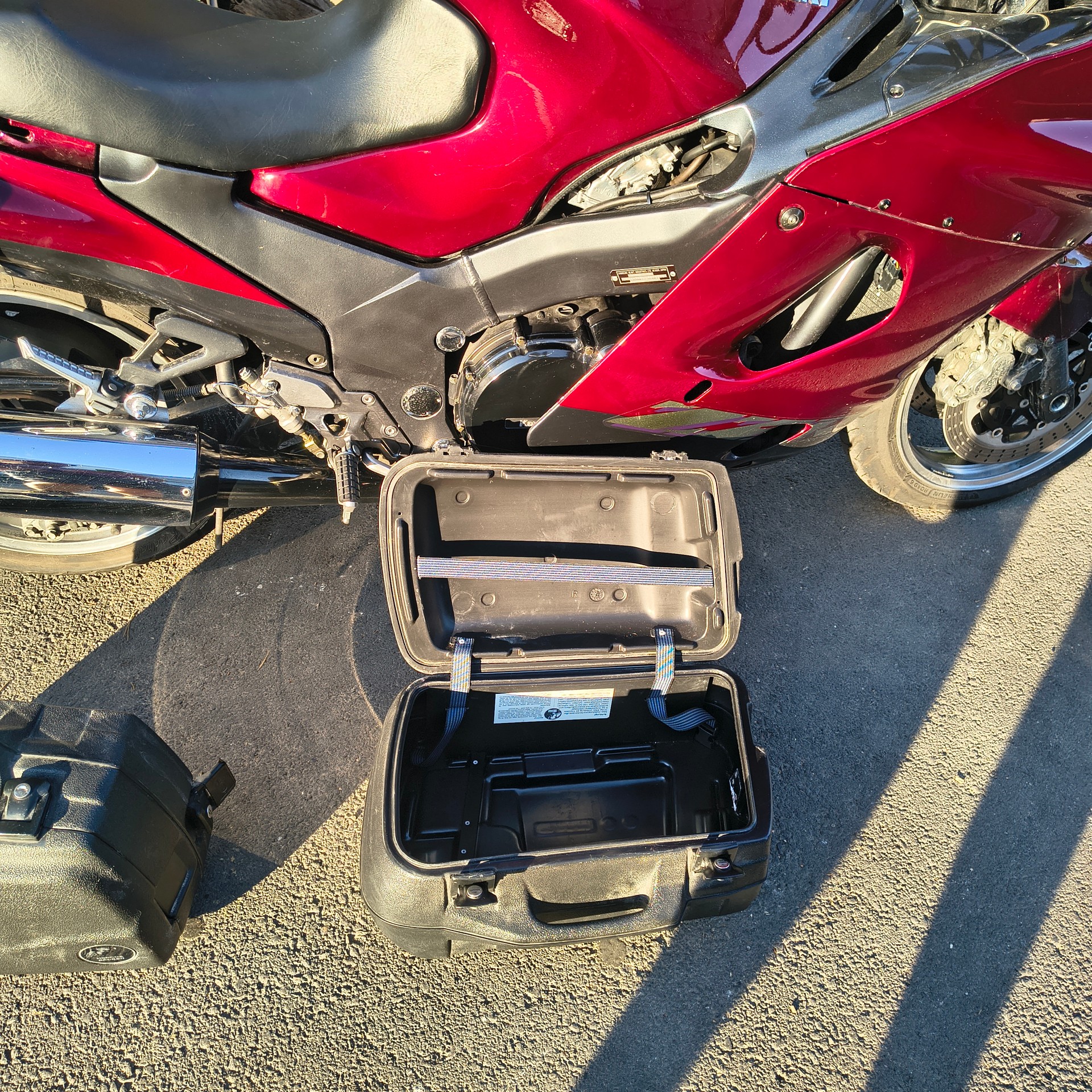 KAWASAKI ZZ-R 1100-image-6