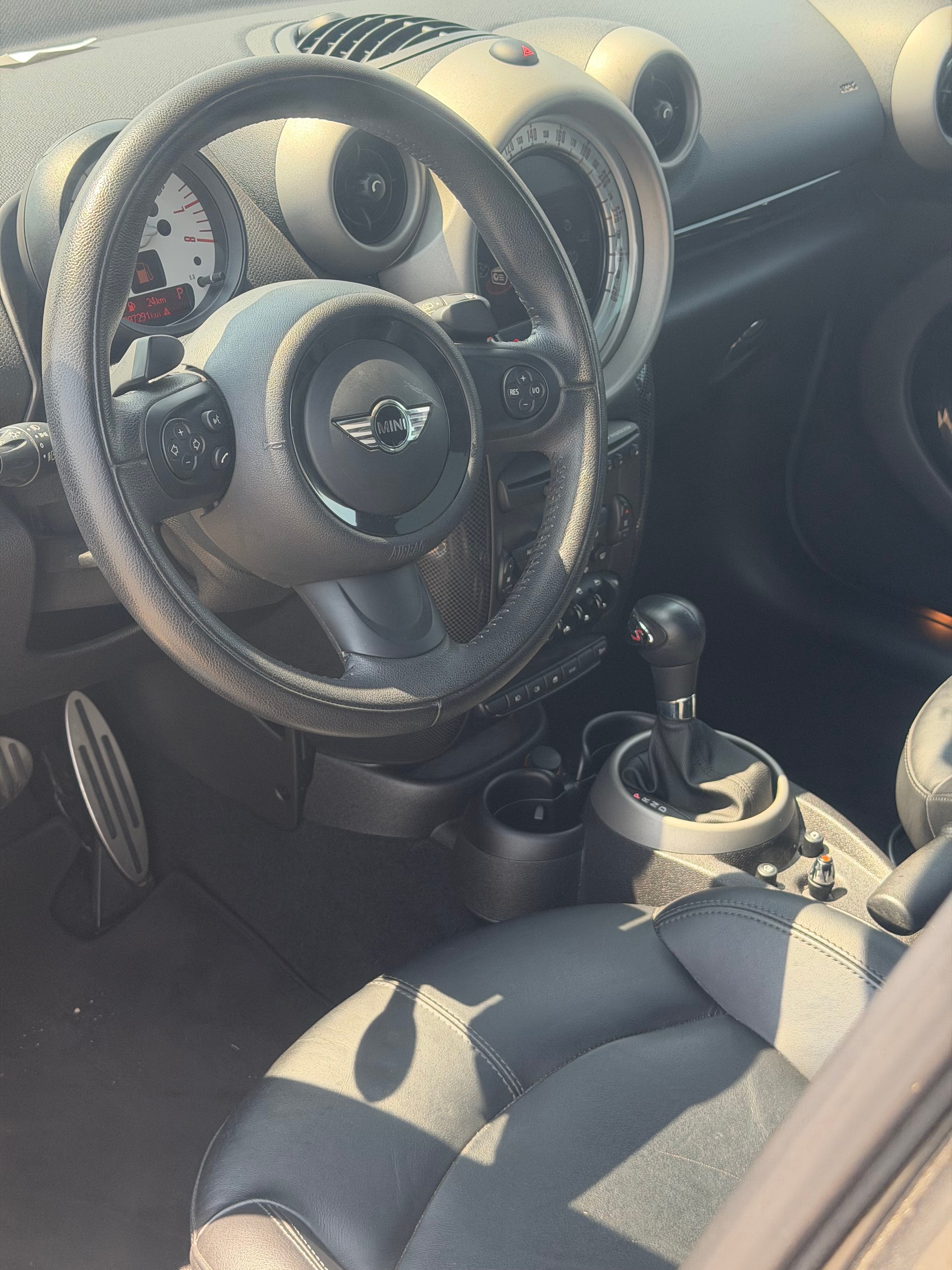 MINI Countryman Cooper S ALL4 Steptronic-image-9