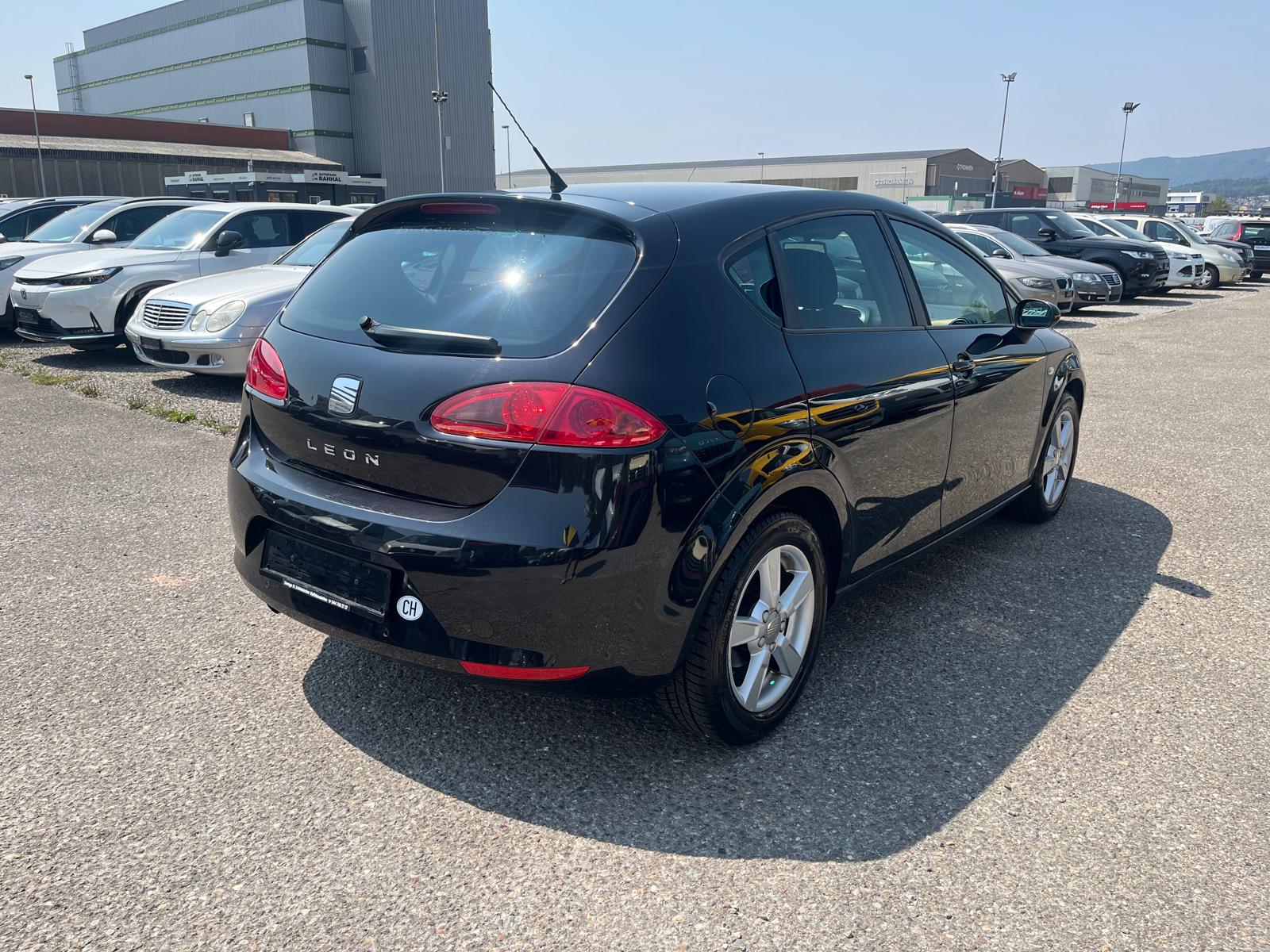 SEAT Leon 1.6 Stylance-image-3