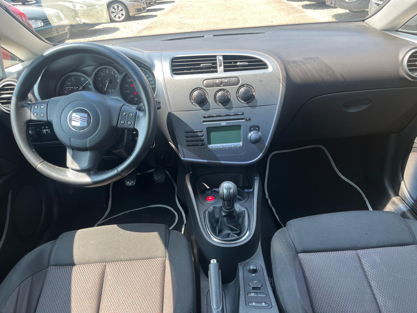 SEAT Leon 1.6 Stylance-image-8