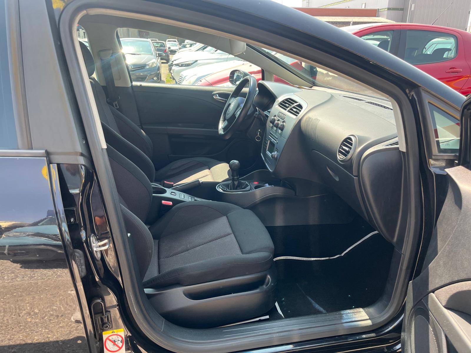 SEAT Leon 1.6 Stylance-image-9