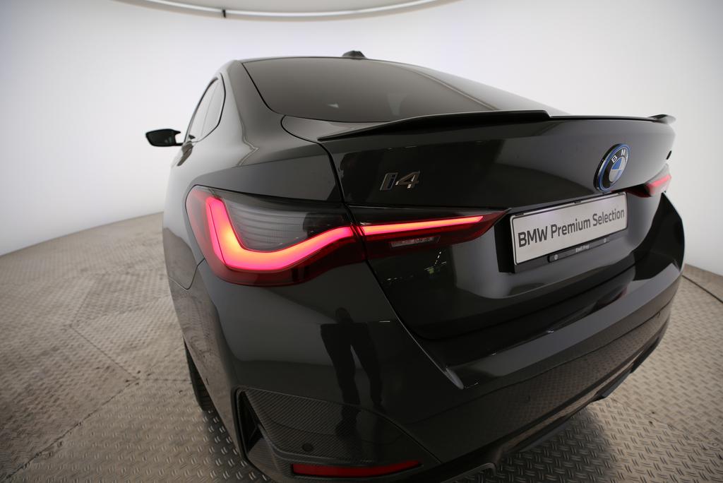 BMW i4 M50-image-15