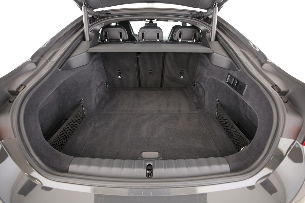 BMW i4 M50-image-14
