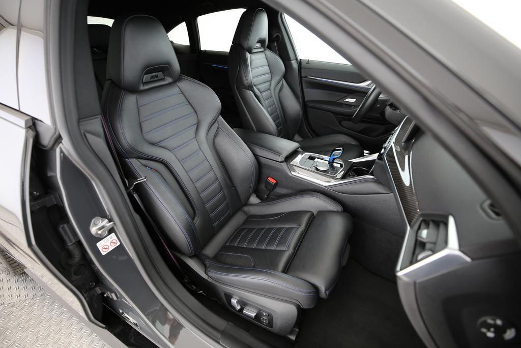 BMW i4 M50-image-13