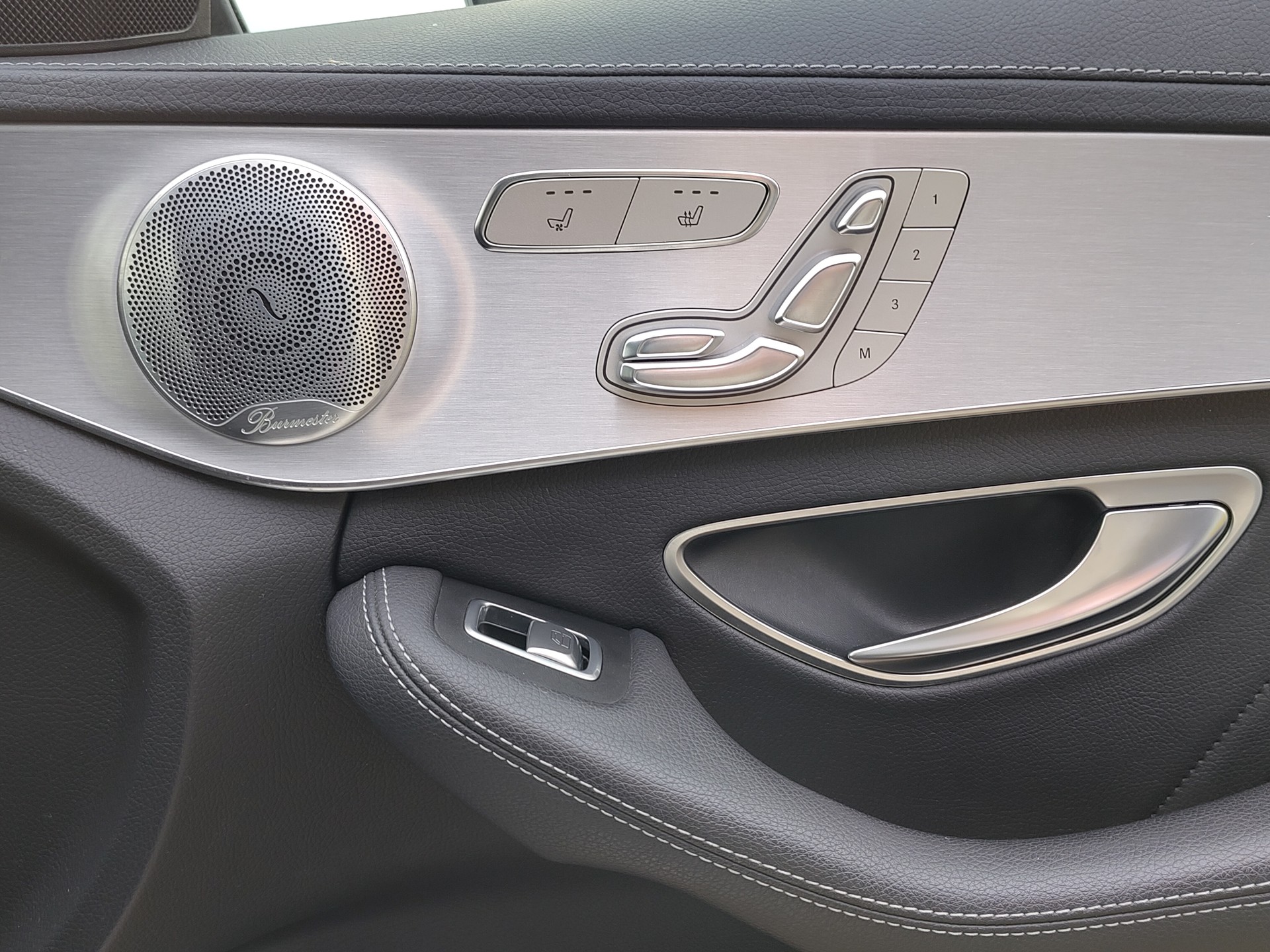 MERCEDES-BENZ C 450 AMG 4matic-image-7